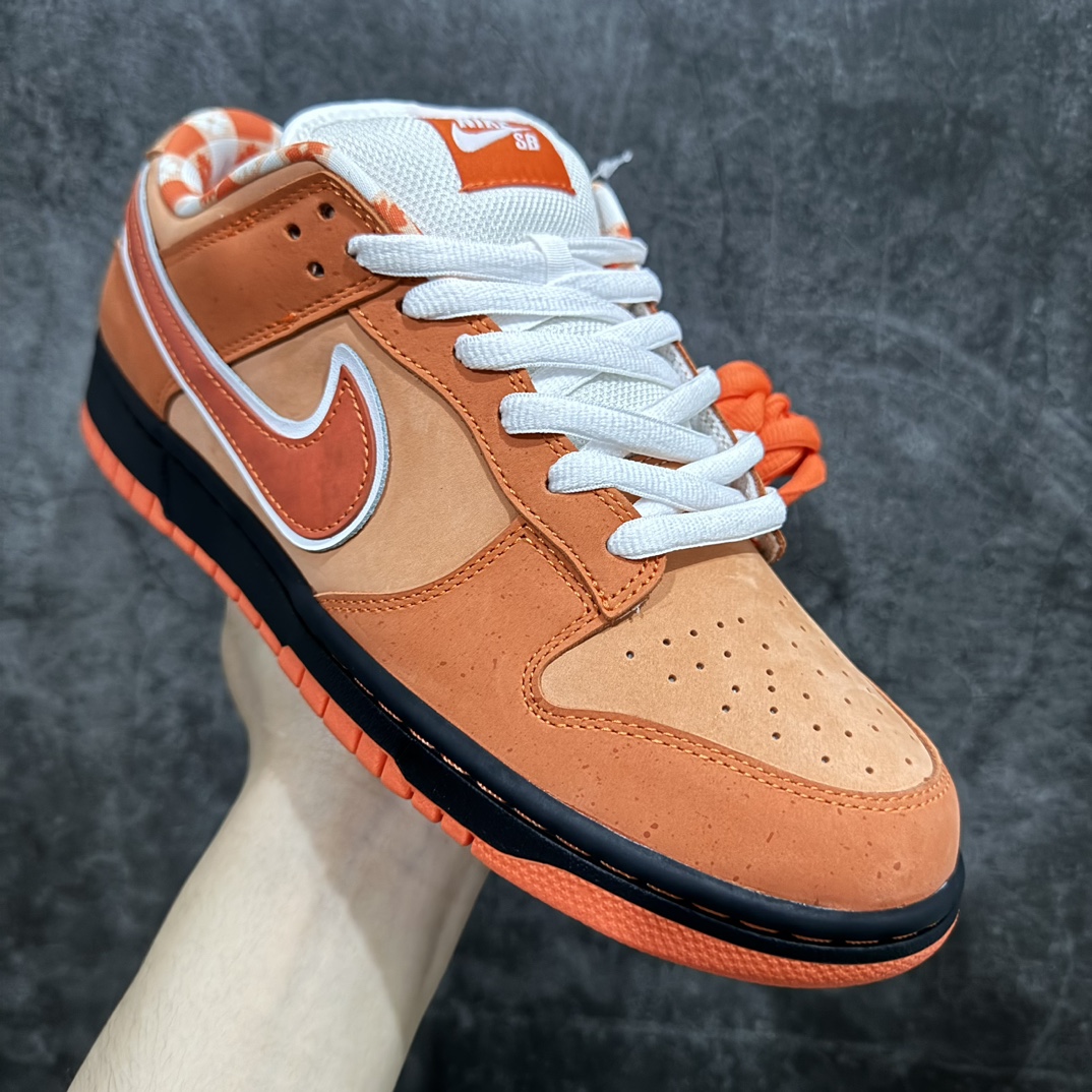 图片[3]-【N版纯原】波士顿知名鞋店重磅联名nConcepts x NK SB Dunk Low \”Orange Lobster\” 橙龙虾 FD8776-800 东南亚外贸特供订单 原厂Sadesa D7 皮料 细纹排气孔完全一致 全套原楦原模倾力打造完美版型 独家原厂航空铝磨具打磨大底 鞋头坡度极致还原 无解鞋型 原盒原配 圈内天花板工艺 原厂冲刀 超高清洁度 全鞋零毛边皮料切割 采用原厂百宏鞋带以及原厂百宏织唛舌标 内标可供原厂几率过验 原厂中底布点胶 原厂中底布拉帮走线遵循公司 SIZE：35.5 36 36.5 37.5 38 38.5 39 40 40.5 41 42 42.5 43 44 44.5 45 46 47.5 编码：X10350370-莆田鞋批发中心