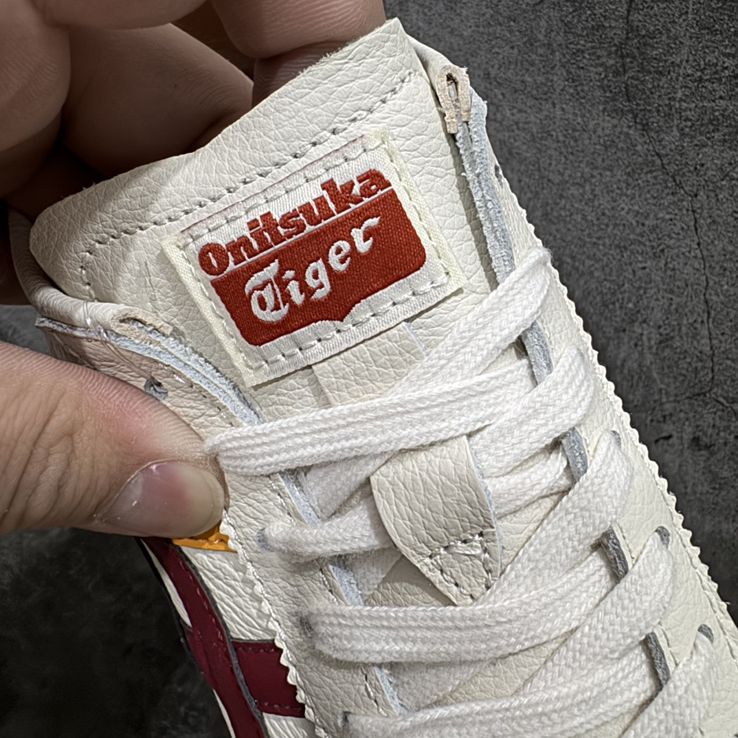 图片[6]-【纯原头层版】Asics Onitsuka Tiger MEXICO 66 亚瑟士鬼冢虎复古经典板鞋n市场王者选手 海外订单工厂出品目前全市场最好的品质没有之一n纯原小羊皮材料 质感柔软度满分n长期生产补货永不断码 超成熟稳定的做工品控 原装全套纸板楦头开发 原汁原味 完美呈现版型私模正确鞋底咬花纹路 一比一鞋头弧度高度鞋身弧度绝不口嗨 细节品控鞋型随意秒杀市面原档咬花纹路私模大底 一个单元有六个三角形总体形拼接呈现花瓣状 官方四联吊牌原装Ortholite轻量化鞋垫 原盒原配 质保卡 说明书 钢印防尘纸 纸板中底带钢印 乳胶组合鞋垫 支持全方位的对比专柜产品从款式颜色造型上体现出追求舒适和细节的完美 鞋类更是推崇手工制作的严谨与完美 融舒适性与可穿性的设计风格 注重细节的完美和别致魅力 既保持稳重 又不失轻松的时尚感  尺码：36 37 37.5 38 39 39.5 40 40.5 41.5 42 42.5 43.5 44 45 编码：NM235260-鞋库