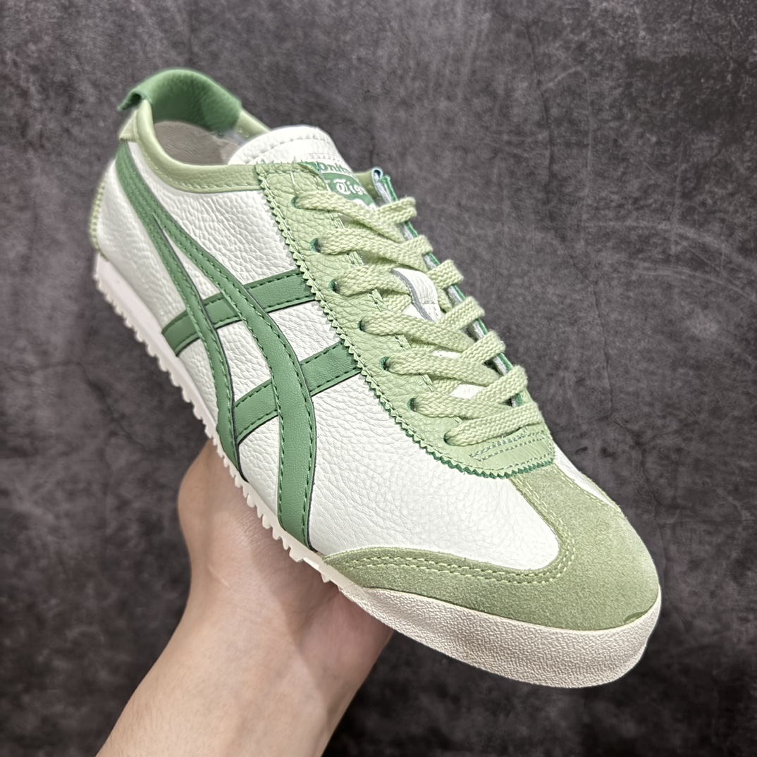 图片[3]-【纯原头层版】Asics Onitsuka Tiger MEXICO 66 亚瑟士鬼冢虎复古经典板鞋n市场王者选手 海外订单工厂出品目前全市场最好的品质没有之一n纯原小羊皮材料 质感柔软度满分n长期生产补货永不断码 超成熟稳定的做工品控 原装全套纸板楦头开发 原汁原味 完美呈现版型私模正确鞋底咬花纹路 一比一鞋头弧度高度鞋身弧度绝不口嗨 细节品控鞋型随意秒杀市面原档咬花纹路私模大底 一个单元有六个三角形总体形拼接呈现花瓣状 官方四联吊牌原装Ortholite轻量化鞋垫 原盒原配 质保卡 说明书 钢印防尘纸 纸板中底带钢印 乳胶组合鞋垫 支持全方位的对比专柜产品从款式颜色造型上体现出追求舒适和细节的完美 鞋类更是推崇手工制作的严谨与完美 融舒适性与可穿性的设计风格 注重细节的完美和别致魅力 既保持稳重 又不失轻松的时尚感  尺码：36 37 37.5 38 39 39.5 40 40.5 41.5 42 42.5 43.5 44 45 编码：NM235260-鞋库