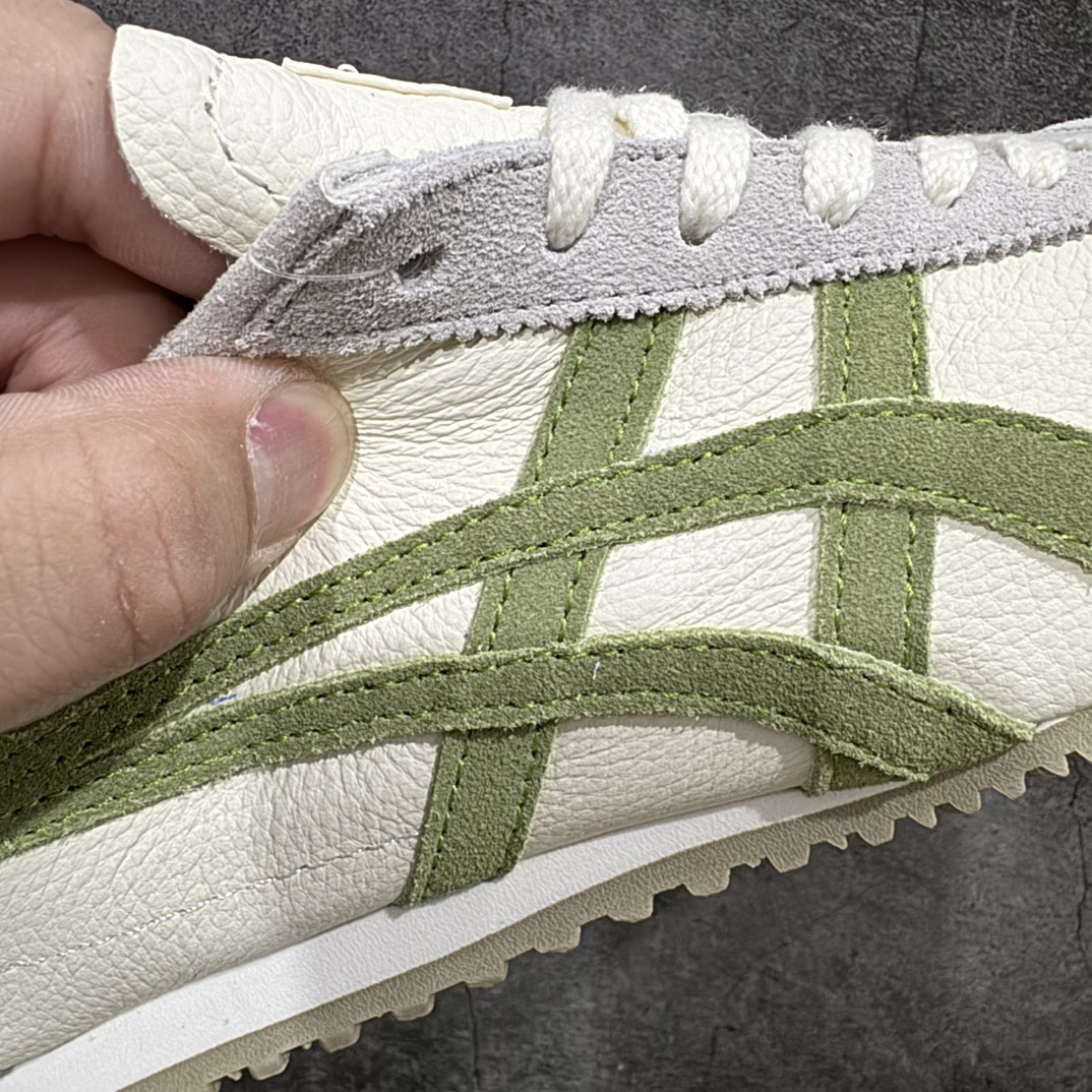 图片[4]-【纯原头层版】Asics Onitsuka Tiger MEXICO 66 亚瑟士鬼冢虎复古经典板鞋n市场王者选手 海外订单工厂出品目前全市场最好的品质没有之一n纯原小羊皮材料 质感柔软度满分n长期生产补货永不断码 超成熟稳定的做工品控 原装全套纸板楦头开发 原汁原味 完美呈现版型私模正确鞋底咬花纹路 一比一鞋头弧度高度鞋身弧度绝不口嗨 细节品控鞋型随意秒杀市面原档咬花纹路私模大底 一个单元有六个三角形总体形拼接呈现花瓣状 官方四联吊牌原装Ortholite轻量化鞋垫 原盒原配 质保卡 说明书 钢印防尘纸 纸板中底带钢印 乳胶组合鞋垫 支持全方位的对比专柜产品从款式颜色造型上体现出追求舒适和细节的完美 鞋类更是推崇手工制作的严谨与完美 融舒适性与可穿性的设计风格 注重细节的完美和别致魅力 既保持稳重 又不失轻松的时尚感  尺码：36 37 37.5 38 39 39.5 40 40.5 41.5 42 42.5 43.5 44 45 编码：NM235260-鞋库