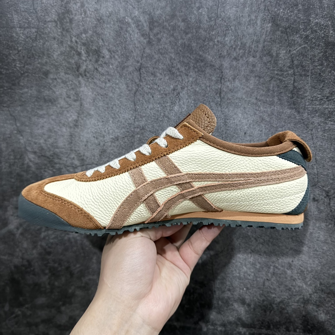 图片[2]-【纯原头层版】Asics Onitsuka Tiger MEXICO 66 亚瑟士鬼冢虎复古经典板鞋n市场王者选手 海外订单工厂出品目前全市场最好的品质没有之一n纯原小羊皮材料 质感柔软度满分n长期生产补货永不断码 超成熟稳定的做工品控 原装全套纸板楦头开发 原汁原味 完美呈现版型私模正确鞋底咬花纹路 一比一鞋头弧度高度鞋身弧度绝不口嗨 细节品控鞋型随意秒杀市面原档咬花纹路私模大底 一个单元有六个三角形总体形拼接呈现花瓣状 官方四联吊牌原装Ortholite轻量化鞋垫 原盒原配 质保卡 说明书 钢印防尘纸 纸板中底带钢印 乳胶组合鞋垫 支持全方位的对比专柜产品从款式颜色造型上体现出追求舒适和细节的完美 鞋类更是推崇手工制作的严谨与完美 融舒适性与可穿性的设计风格 注重细节的完美和别致魅力 既保持稳重 又不失轻松的时尚感  尺码：36 37 37.5 38 39 39.5 40 40.5 41.5 42 42.5 43.5 44 45 编码：NM235260-莆田鞋批发中心