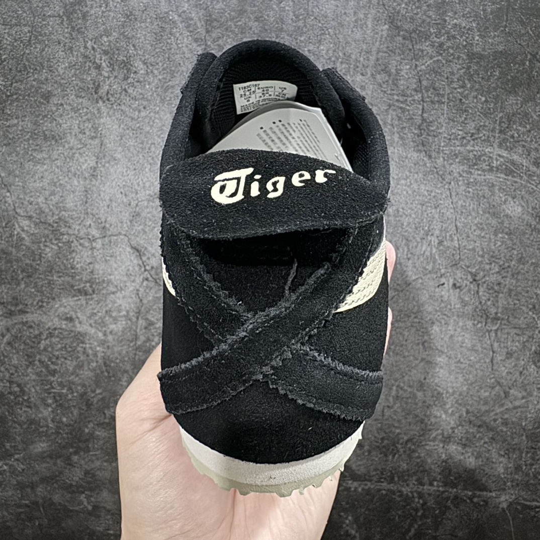 图片[4]-【纯原头层版】Asics Onitsuka Tiger MEXICO 66 亚瑟士鬼冢虎复古经典板鞋n市场王者选手 海外订单工厂出品目前全市场最好的品质没有之一n纯原小羊皮材料 质感柔软度满分n长期生产补货永不断码 超成熟稳定的做工品控 原装全套纸板楦头开发 原汁原味 完美呈现版型私模正确鞋底咬花纹路 一比一鞋头弧度高度鞋身弧度绝不口嗨 细节品控鞋型随意秒杀市面原档咬花纹路私模大底 一个单元有六个三角形总体形拼接呈现花瓣状 官方四联吊牌原装Ortholite轻量化鞋垫 原盒原配 质保卡 说明书 钢印防尘纸 纸板中底带钢印 乳胶组合鞋垫 支持全方位的对比专柜产品从款式颜色造型上体现出追求舒适和细节的完美 鞋类更是推崇手工制作的严谨与完美 融舒适性与可穿性的设计风格 注重细节的完美和别致魅力 既保持稳重 又不失轻松的时尚感  尺码：36 37 37.5 38 39 39.5 40 40.5 41.5 42 42.5 43.5 44 45 编码：NM235260-鞋库