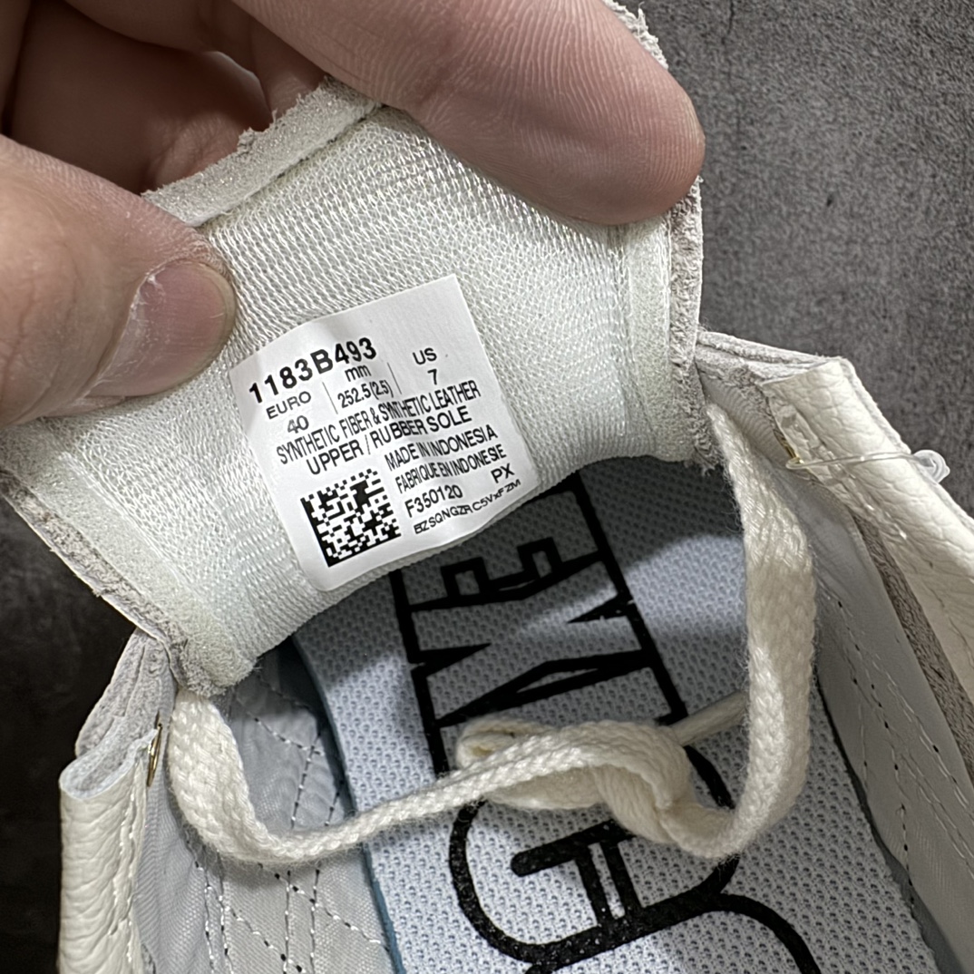 图片[8]-【纯原头层版】Asics Onitsuka Tiger MEXICO 66 亚瑟士鬼冢虎复古经典板鞋n市场王者选手 海外订单工厂出品目前全市场最好的品质没有之一n纯原小羊皮材料 质感柔软度满分n长期生产补货永不断码 超成熟稳定的做工品控 原装全套纸板楦头开发 原汁原味 完美呈现版型私模正确鞋底咬花纹路 一比一鞋头弧度高度鞋身弧度绝不口嗨 细节品控鞋型随意秒杀市面原档咬花纹路私模大底 一个单元有六个三角形总体形拼接呈现花瓣状 官方四联吊牌原装Ortholite轻量化鞋垫 原盒原配 质保卡 说明书 钢印防尘纸 纸板中底带钢印 乳胶组合鞋垫 支持全方位的对比专柜产品从款式颜色造型上体现出追求舒适和细节的完美 鞋类更是推崇手工制作的严谨与完美 融舒适性与可穿性的设计风格 注重细节的完美和别致魅力 既保持稳重 又不失轻松的时尚感  尺码：36 37 37.5 38 39 39.5 40 40.5 41.5 42 42.5 43.5 44 45 编码：NM235260-鞋库