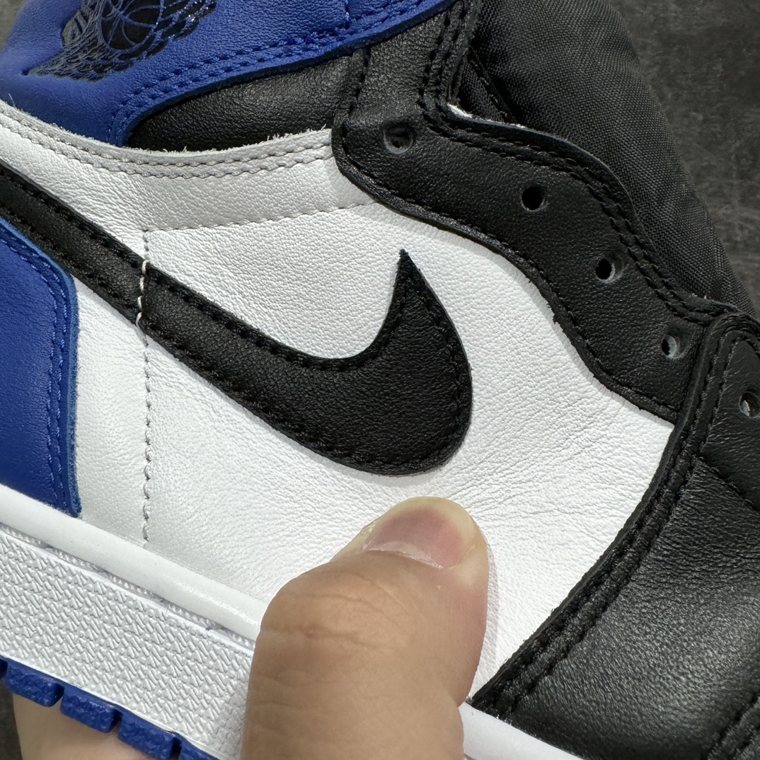 图片[4]-【Ljr版】 Fragment Design x Air Jordan AJ1 Retro High 藤原浩联名大闪电 716371-040n全新改良批次 圈内最强倒钩系列 恪守真诚 承诺混一赔十 高端零售裸鞋圈特供批次 SZ原厂全套原楦原纸板冲刀磨具开发 原厂皮料加持 原厂港宝加持定型后跟R度完美 同源原厂电绣 飞翼针数密度立体效果一致 百分百一致原鞋 原厂拉帮工艺 针距密度一致 后跟弧度收口自然不对折 极致一眼正品既视感 进口玻璃冲刀皮料裁剪零毛边 全鞋电脑针车工艺 品控清洁度最高QC检验标准 免检产品 原厂订购鞋盒、鞋标、防尘纸、鞋撑、鞋带 追求极致的原厂味道 SIZE：40.5 41 42 42.5 43 44 44.5 45 46 47.5 48.5 编码：LJR540570-鞋库