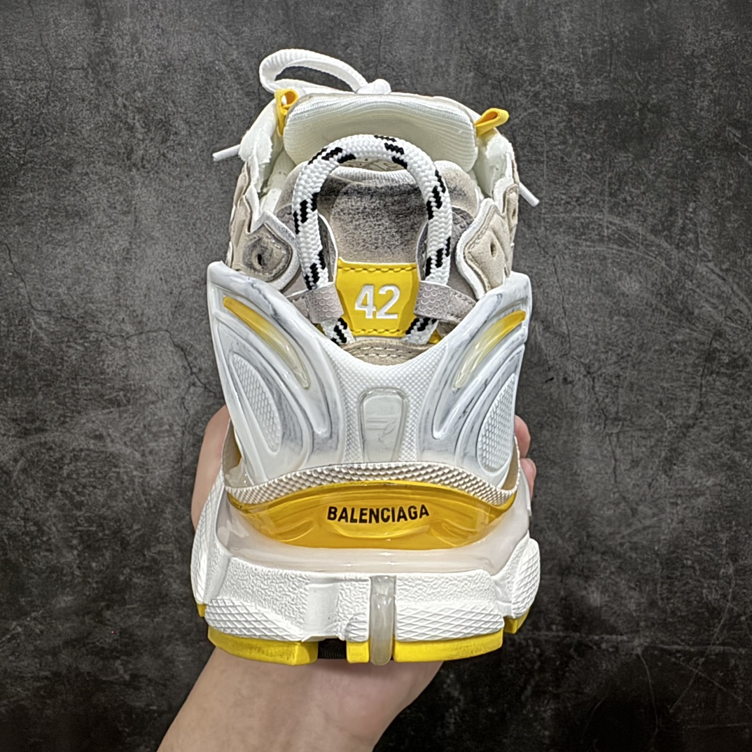 图片[4]-【XA版本】Balenciaga Runer 巴黎世家7.5代 破坏风 手工做旧款复古老爹鞋 白黄布面做旧n全新版本出货 核心配合工厂优势供应市场最优品质 鞋型细节做旧等都好于市场版本n不但比市场货好 而且比市场货便宜💪🏻n原厂点胶工艺同步原鞋 区别市面所有版本n非市面所有固定TPU，原厂订制胶棒 一切细节高端还原  ，欢迎挑刺💪🏻 尺码：35-46 编码：DF490520-鞋库