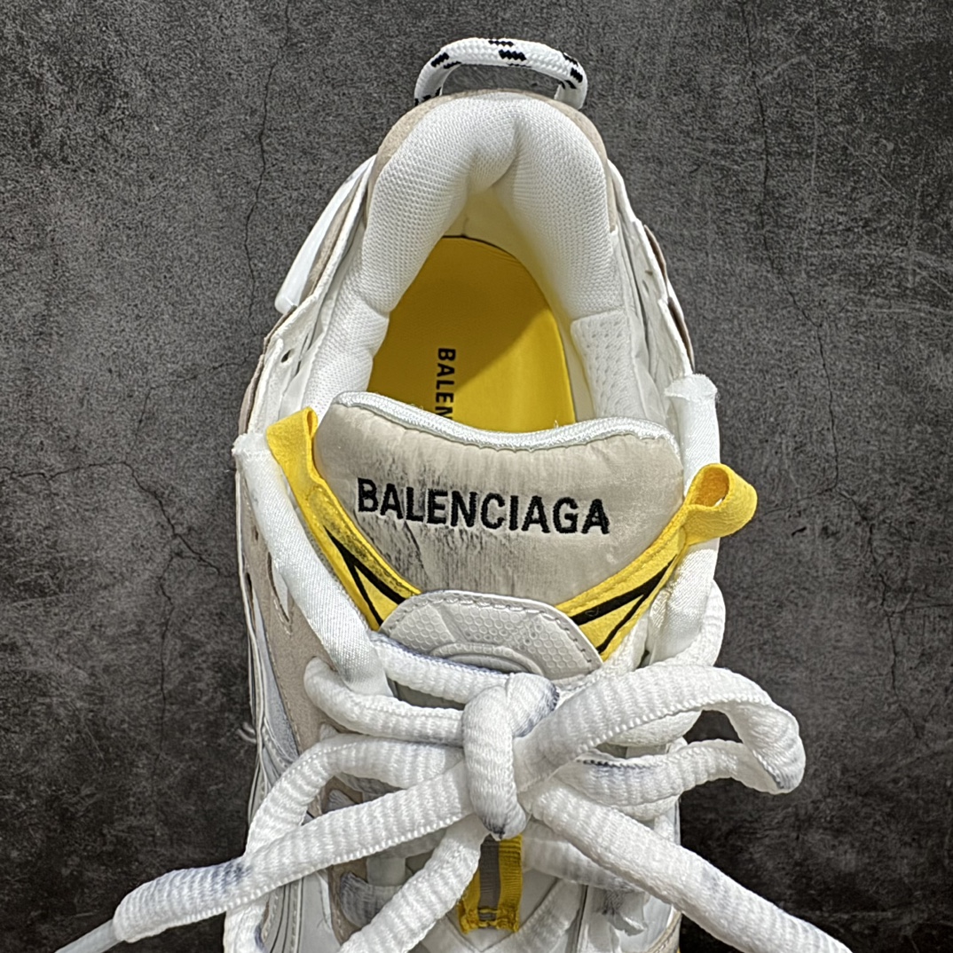 图片[8]-【XA版本】Balenciaga Runer 巴黎世家7.5代 破坏风 手工做旧款复古老爹鞋 白黄布面做旧n全新版本出货 核心配合工厂优势供应市场最优品质 鞋型细节做旧等都好于市场版本n不但比市场货好 而且比市场货便宜💪🏻n原厂点胶工艺同步原鞋 区别市面所有版本n非市面所有固定TPU，原厂订制胶棒 一切细节高端还原  ，欢迎挑刺💪🏻 尺码：35-46 编码：DF490520-鞋库