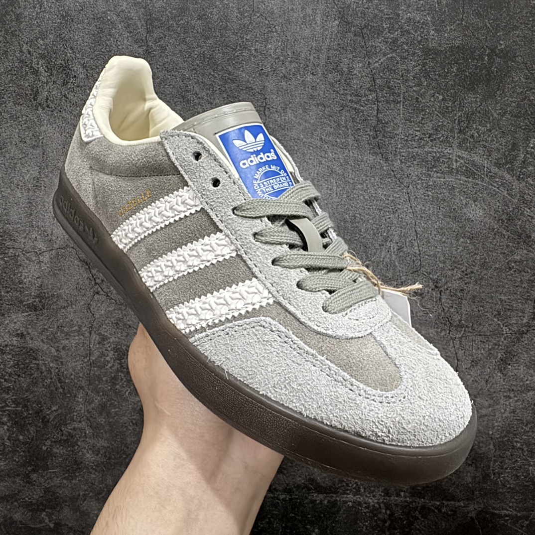 图片[3]-【正确版】AD Gazelle Indoor Trainersn 羚羊内训系列低帮复古百搭休闲运动德训风板鞋 IF1807 90年代经典的复刻版！自60年代以足球训练鞋面世以来,Gazelle就以其经典设计席卷全球。1991年版本的复刻,再造经典Gazelle。采用皮革打造,搭配浊色细节,让这款经典更加简约。 尺码：36 36⅔ 37⅓ 38 38⅔ 39⅓ 40 40⅔ 41⅓ 42 42⅔ 43⅓ 44 45 编码：DZ230250-鞋库