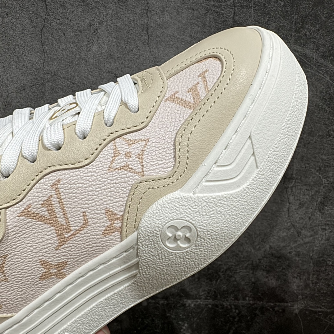 图片[6]-【广东纯原版本】2024ss 春夏新品 路易威登Louis Vuitton Groovy Platform Low Sneaker 时髦增高系列低帮松糕厚底百搭德训风休闲小白运动鞋“皮革白灰橙尾压纹LV老花” 尺码：35-41nn女鞋广东原产n配置抽屉礼品鞋盒及包装说明书n防尘布袋物件(附送快递加固牛皮纸外盒!!)n采用固色牛反绒组合头层皮革饰片鞋面材质n高密度电脑车线工艺小牛真皮内里贴附PU超软脚感乳胶鞋垫n外置隔色TPU厚实高弹橡胶鞋底 编码：KH390420-鞋库