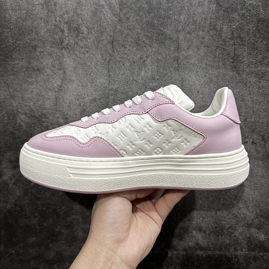 图片[2]-【广东纯原版本】2024ss 春夏新品 路易威登Louis Vuitton Groovy Platform Low Sneaker 时髦增高系列低帮松糕厚底百搭德训风休闲小白运动鞋“皮革白灰橙尾压纹LV老花” 尺码：35-41nn女鞋广东原产n配置抽屉礼品鞋盒及包装说明书n防尘布袋物件(附送快递加固牛皮纸外盒!!)n采用固色牛反绒组合头层皮革饰片鞋面材质n高密度电脑车线工艺小牛真皮内里贴附PU超软脚感乳胶鞋垫n外置隔色TPU厚实高弹橡胶鞋底 编码：KH390420-鞋库