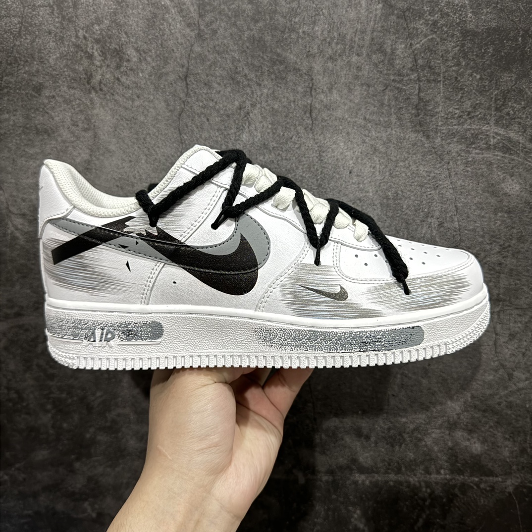 【公司级】Nike Air Force 1 Low 07 手绘 断裂时空 三钩阴影 结构 水泥灰n原楦头原纸板 打造纯正低帮空军版型 专注外贸渠道 全掌内置蜂窝气垫原盒配件 原厂中底钢印、拉帮完美官方货号：ZH0316 011 Size：36 36.5 37.5 38 38.5 39 40 40.5 41 42 42.5 43 44 44.5 45 编码：HGX310320-莆田鞋批发中心