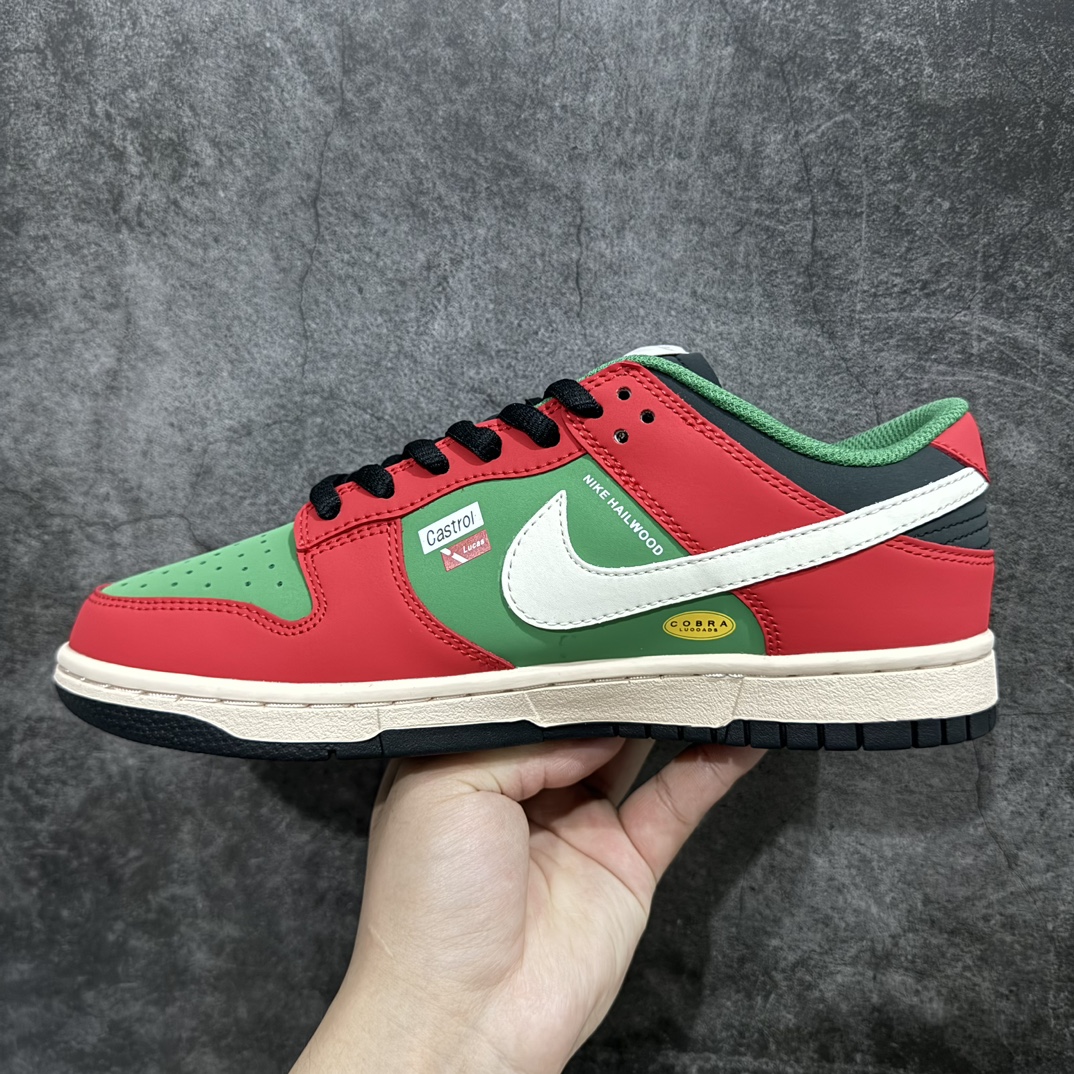 图片[2]-【定制版】Nk SB Dunk Low 赛车红绿配色 低帮休闲运动滑板板鞋 MU0232-361n大厂纯原品质出货 纯正版型 定制鞋盒 皮料切割干净无任何毛边 细节完美 超高清洁度 尺码：36 36.5 37.5 38 38.5 39 40 40.5 41 42 42.5 43 44 44.5 45 编码：HXS340360-鞋库