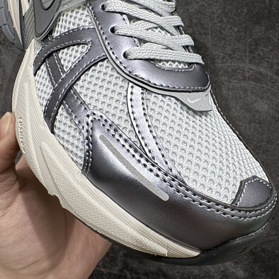 纯原特供版NikeV2KRun减震防滑耐磨低帮跑步鞋浅玉灰FD0736-003市场最强版本完美版型细节一