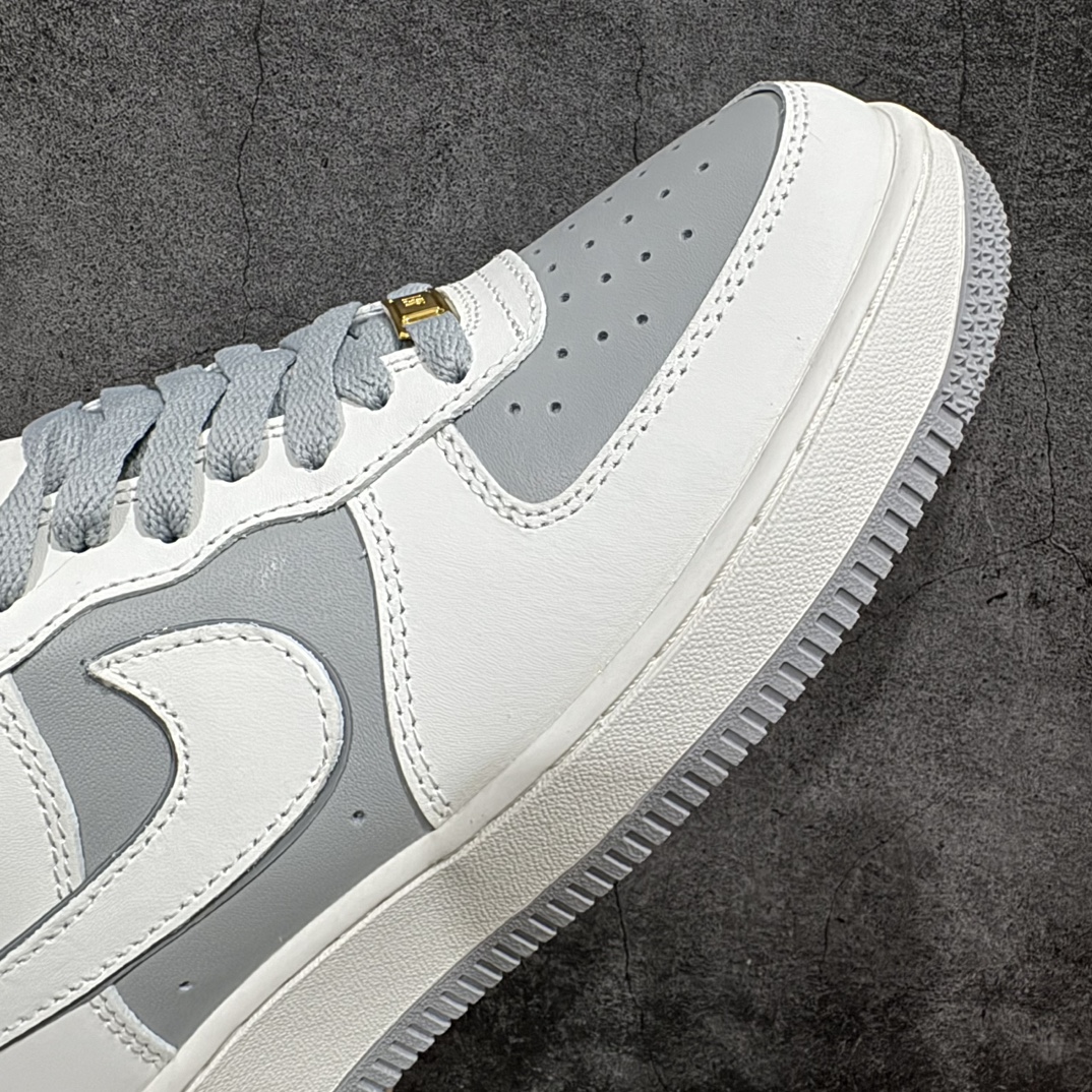 图片[6]-【公司级】小红书爆款 公司级 Nike Air Force 1 Low \’07 白灰拼接 低帮空军一号休闲板鞋  定制皮料 原楦原纸板 纯正空军版型 高清洁度 内置全掌气垫货号：AV0303-726Size：36 36.5 37.5 38 38.5 39 40 40.5 41 42 42.5 43 44 44.5 45 编码：HXS250260-鞋库