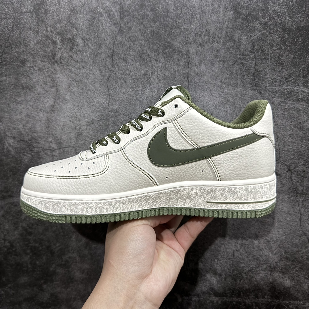 图片[2]-【公司级】Nike Air Force 1 07 Low “米白灰”supreme联名空军一号低帮休闲板鞋 3M反光 定制皮料 原盒原包装 原楦头原纸板 纯正版型 正品NFC感应芯片 内置全掌气垫货号：SU0220-007SIZE：36 36.5 37.5 38 38.5 39 40 40.5 41 42 42.5 43 44 44.5 45 编码：LF250260-鞋库