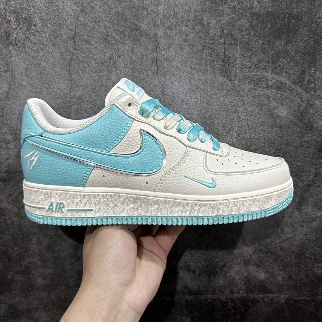 【公司级】Nike Air Force 1 Low 07 x Travis Scott 白蓝n原楦头原纸板 打造纯正低帮空军版型 专注外贸渠道 全掌内置蜂窝气垫原盒配件 原厂中底钢印、拉帮完美官方货号：IO5636 555 Size：36 36.5 37.5 38 38.5 39 40 40.5 41 42 42.5 43 44 44.5 45 编码：LF270280-鞋库