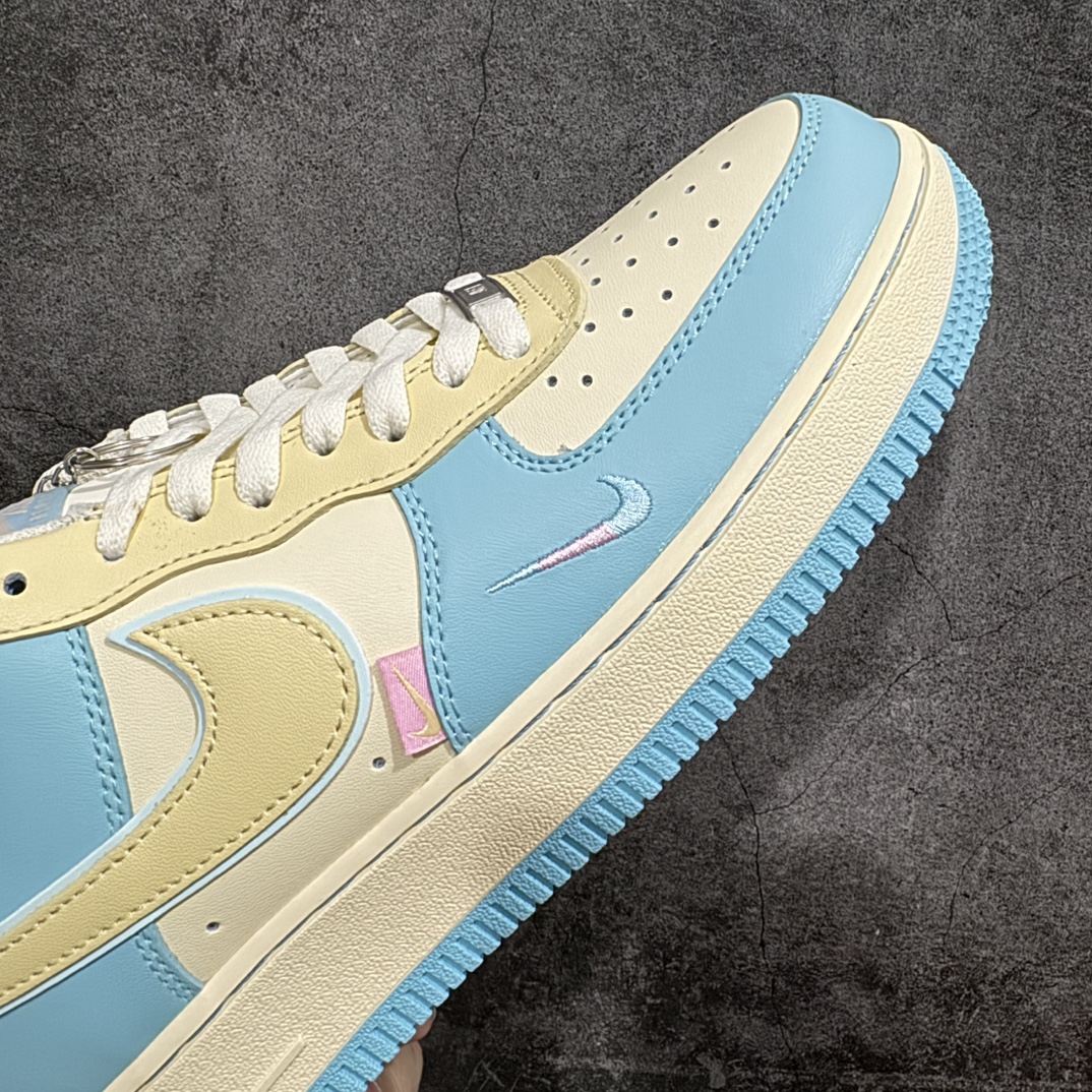 图片[6]-Nk Air Force 1\’07 Low \”Joker Yellow\” 小丑蓝 空军一号低帮定制休闲板鞋n#鞋身浅蓝搭配 恶搞笑脸图案 专注外贸渠道 全掌内置蜂窝气垫 原盒配件 原厂中底钢印、拉帮完美 货号：XL2312-555 尺码：36 36.5 37.5 38 38.5 39 40 40.5 41 42 42.5 43 44 44.5 45 编码：HXS310320-鞋库