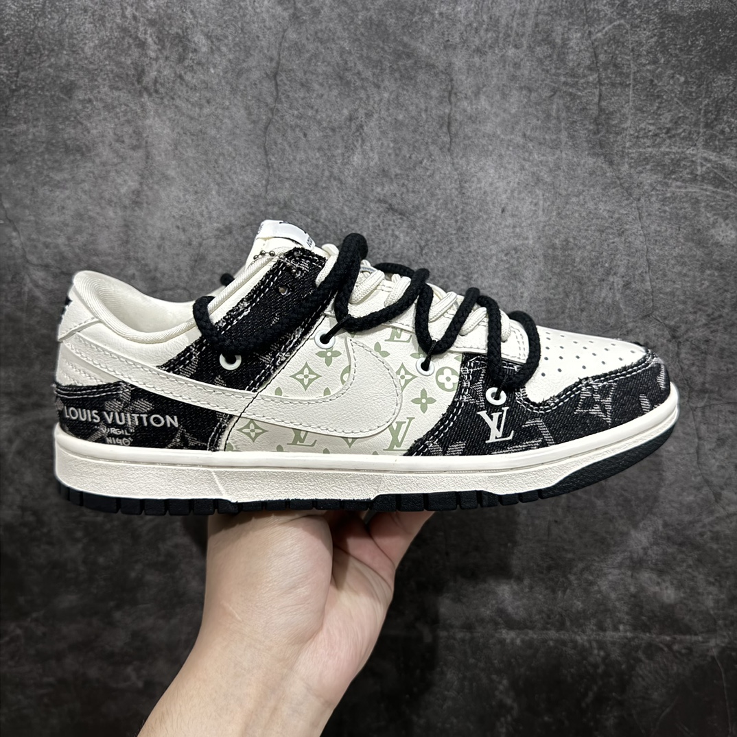 【定制版】Nk SB Dunk Low 联名 周年高端定制 低帮休闲板鞋货号：SJ2068-238n定制鞋盒 大厂纯原品质出货 超高清洁度 皮料切割干净无任何毛边 细节完美  尺码：36 36.5 37.5 38 38.5 39 40 40.5 41 42 42.5 43 44 44.5 45 编码：HXS340360-鞋库