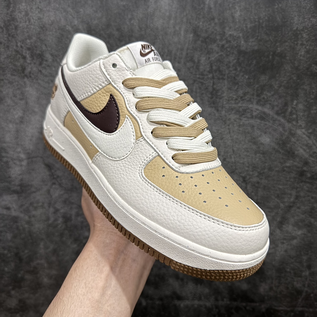 图片[3]-【公司级】Nk Air Force 1\’07 Low 米黄小熊双勾 空军一号低帮休闲板鞋 CC2569-011n#定制皮料 原楦原纸板 纯正版型 清洁度完美 内置全掌气垫 尺码：36 36.5 37.5 38 38.5 39 40 40.5 41 42 42.5 43 44 44.5 45 编码：LF250260-鞋库