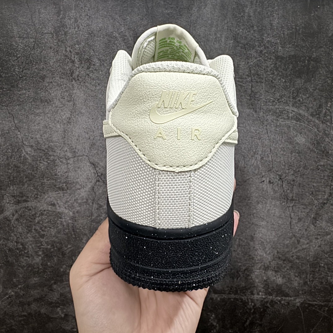 图片[4]-【公司级】耐克 Nike Air Force 1 ’07 空军一号低帮百搭休闲运动板鞋。n原楦原数据纸版 采用优质帆布鞋面材质n内置全掌air sole气垫#柔软、弹性十足的缓震性能和出色的中底 官方货号：FJ4160-002nSIZE： 36 36.5 37 38 38.5 39 40 40.5 41 42 42.5 43 44 44.5 45 编码：LF250260-鞋库