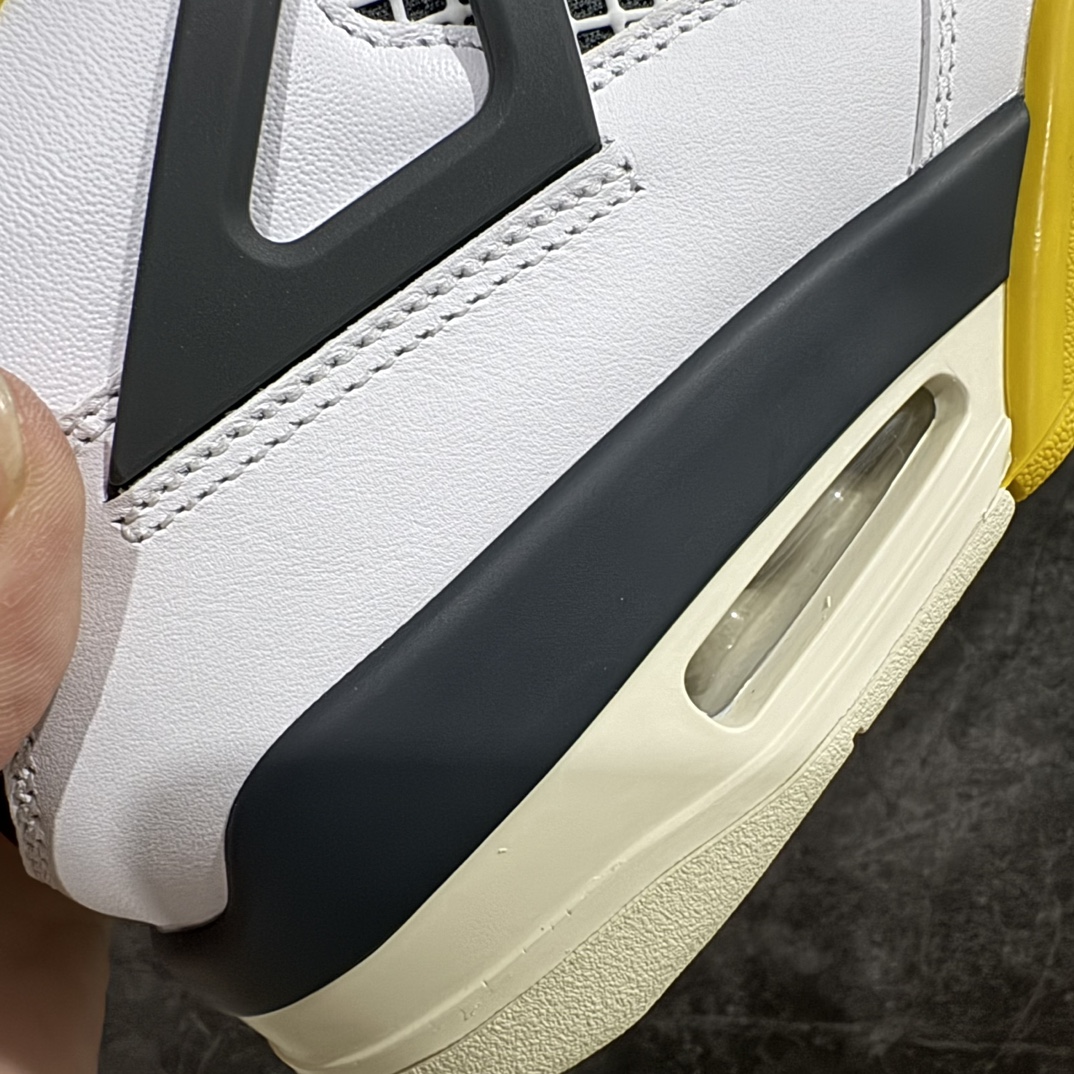 图片[2]-【GX/美版绿x】Air Jordan AJ4 Retro白黄雷公色 AQ9129-101nn圈内最强四代 独家外贸特供尺码含 45.5 49.5 50.5耗时半年巨作 全套原纸板楦头开发 原厂特供皮料加持 确保原汁原味 完美呈现四代版型 一比一鞋头弧度高度鞋身弧度 数据细节工艺流程均保持原鞋一致 原厂TPU网格鞋带扣 正确内里网布 菱角分明不变形无多余毛边 柔软性质感一致于原鞋 市场唯一原厂鞋扣模具 背面可见隐藏注塑口 原厂织唛标 原厂飞人电绣工艺 尾指中部跳三针 独家绑鞋带手法 印刷中底布 四线拉帮 米色美纹纸贴合固定 进口港宝加持 后跟自然饱满 全鞋荧光划线卡点 追求极致完美 每一双都是工艺品 多重QC质检 超越公司货的品控标准 实实在在的免检产品  尺码：40 40.5 41 42 42.5 43 44 44.5 45 45.5 46 47.5 48.5 49.5 50.5 编码：T1520540-鞋库