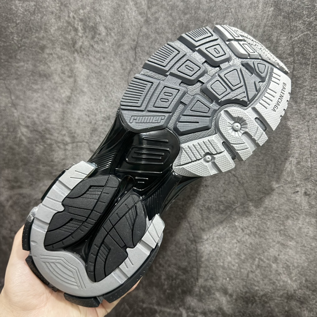 520 【XA版本】Balenciaga Runer 巴黎世家7代 破坏风手工做旧款复古老爹鞋