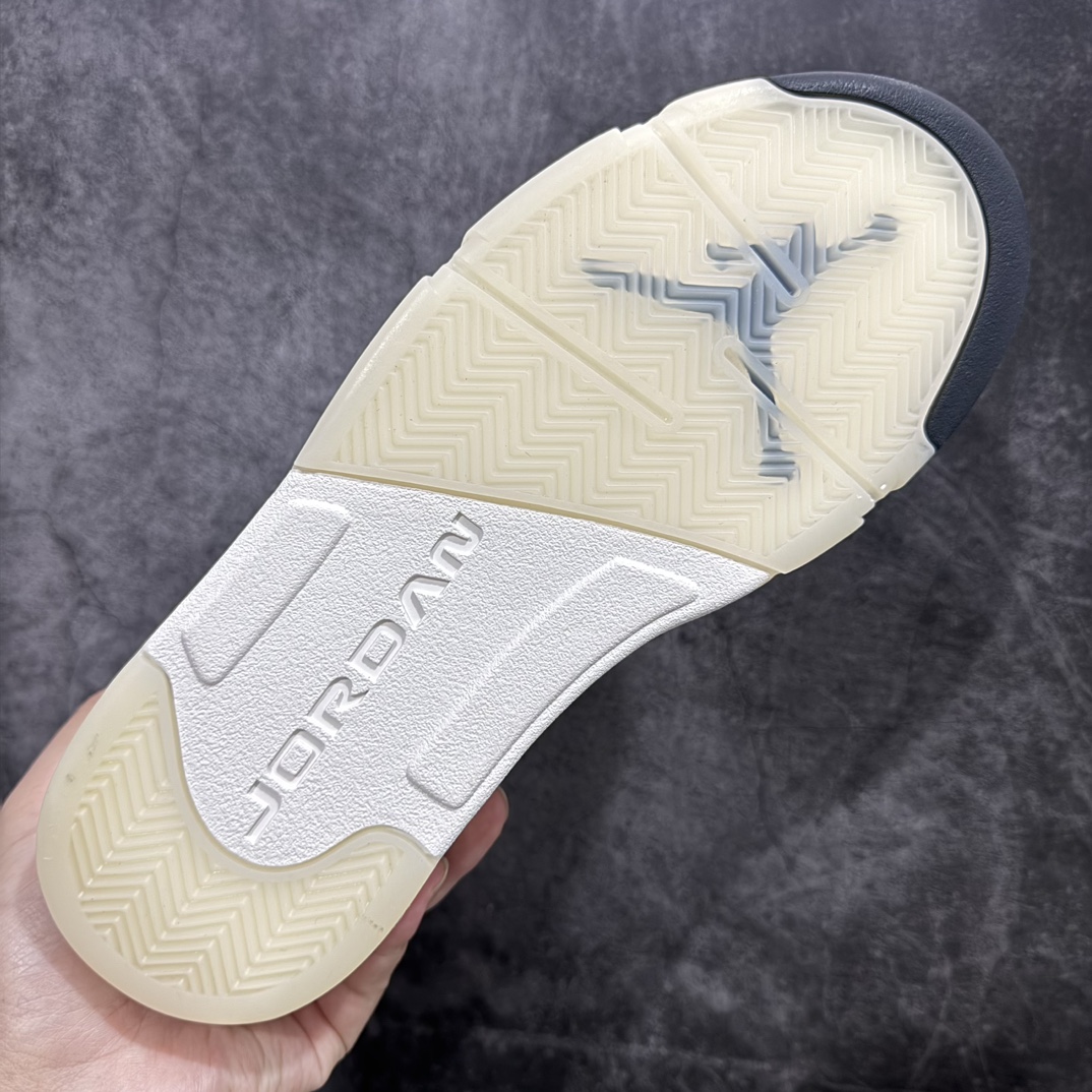 图片[8]-【Y3纯原】Air Jordan AJ5 Retro 米白 FN7405-100n原楦原纸板开发 采购原厂皮料 原厂定型 后跟完美效果 到手可放心比对发售原鞋 上脚百分百充当正品驾驭 真正原装公司级完美鞋型 一切细节实拍所见所得！纸板中底、钢印 完美版型 一应俱全外贸专供 发国外寄售可稳妥充正操作Size：40 40.5 41 42 42.5 43 44 44.5 45 46 47.5 48.5 编码：T1510530-鞋库