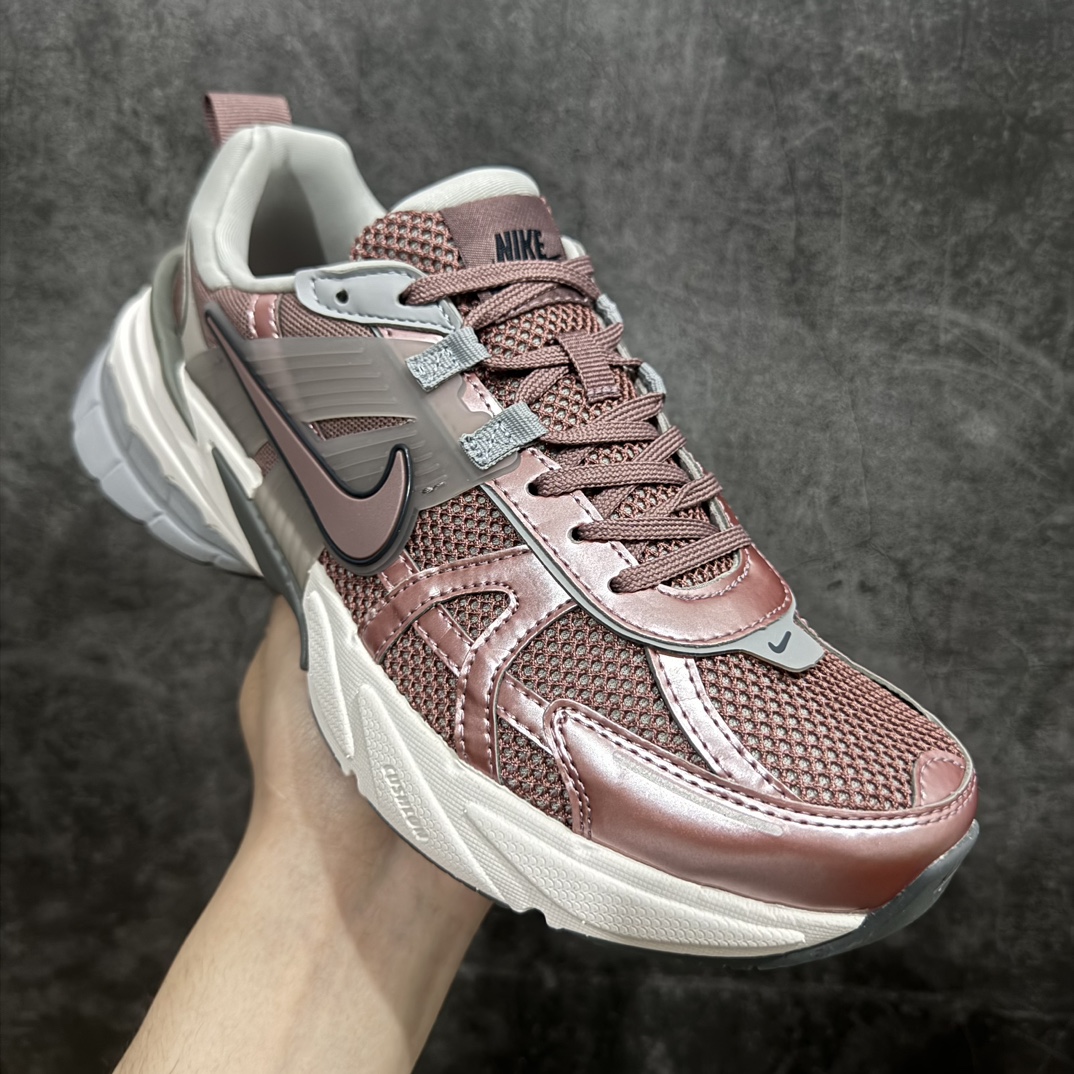 图片[3]-【正确组合底版本】Nike V2K Run 减震防滑耐磨低帮跑步鞋 龙年情人节灰黑 FD0736-200 市场最强版本 完美版型 细节 一流做工 官方在售配色 版型材料都很好 正确组合大底 绝对免修版本 可随意对比市场任何版本 几率过验品质 尺码：36-46-选品中心