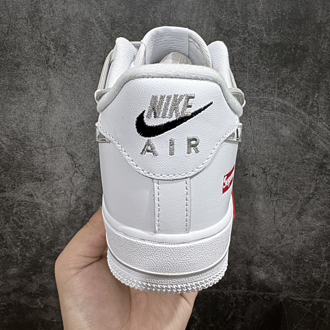 图片[4]-【公司级】Supreme x Nk Air Force 1\’07 Low \”box logo\” 迷彩印花 空军一号低帮休闲板鞋 UP1658-595n#采用全粒面皮革鞋面，带透气孔皮革鞋头面扳、联合品牌LOGO鞋垫，鞋跟带有凹陷印花标志。彰显品牌的独特魅力，给整体鞋款增添了层次感与时尚元素!! 尺码：36 36.5 37.5 38 38.5 39 40 40.5 41 42 42.5 43 44 44.5 45  编码：HDS310320-鞋库