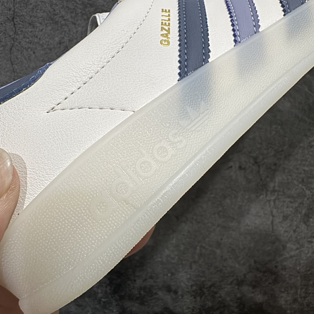 图片[2]-【纯原VT版】AD Gazelle Indoor Trainers 白蓝n 羚羊内训系列低帮复古百搭休闲运动德训风板鞋 IG1643nn目前市场最优品质顶级皮料鞋型做工 区别市场版本n90年代经典的复刻版！自60年代以足球训练鞋面世以来,Gazelle就以其经典设计席卷全球。1991年版本的复刻,再造经典Gazelle。采用皮革打造,搭配浊色细节,让这款经典更加简约。 尺码：36 36⅔ 37⅓ 38 38⅔ 39⅓ 40 40⅔ 41⅓ 42 42⅔ 43⅓ 44 45 编码：ZX240260-鞋库