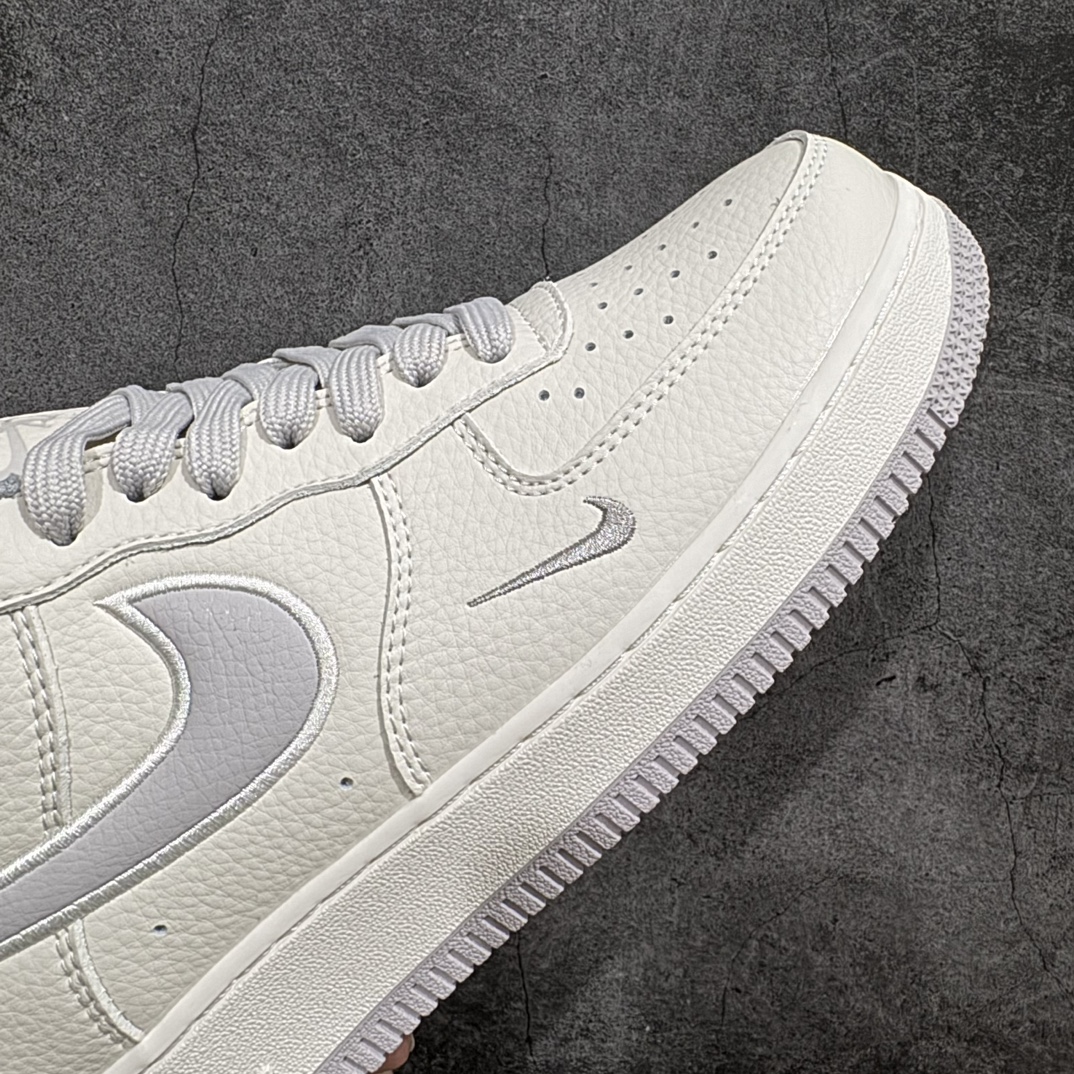 图片[6]-【公司级】NOCTA x Air Force 1 Low 米白灰n原楦头原纸板 打造纯正空军版型 专注外贸渠道 全掌内置蜂窝气垫 #原盒配件 原厂中底钢印、拉帮完美 官方同步上架 货号：N00224-021 Size：36 36.5 37.5 38 38.5 39 40 40.5 41 42 42.5 43 44 44.5 45 编码：LF290300-鞋库