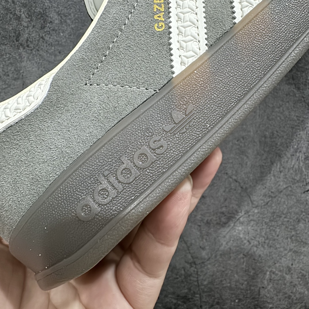 纯原版AdidasOriginalsGazelleIndoor防滑低帮T头德训鞋GZ复古系列灰白草莓熊I