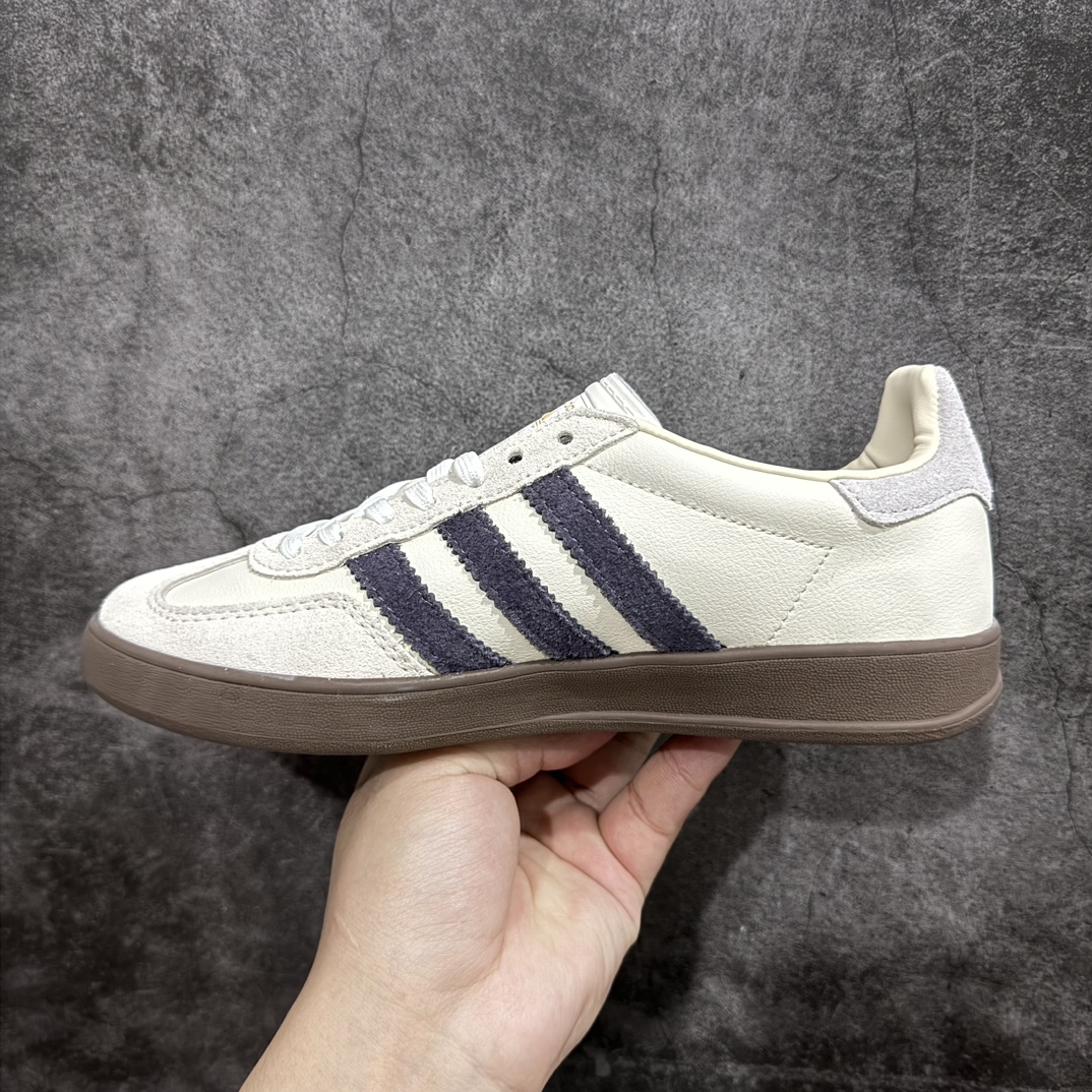 图片[2]-【正确版】AD Gazelle Indoor Trainersn 羚羊内训系列低帮复古百搭休闲运动德训风板鞋 IF8548nn90年代经典的复刻版！自60年代以足球训练鞋面世以来,Gazelle就以其经典设计席卷全球。1991年版本的复刻,再造经典Gazelle。采用皮革打造,搭配浊色细节,让这款经典更加简约。 尺码：36 36⅔ 37⅓ 38 38⅔ 39⅓ 40 40⅔ 41⅓ 42 42⅔ 43⅓ 44 45 编码：DZ230250-鞋库