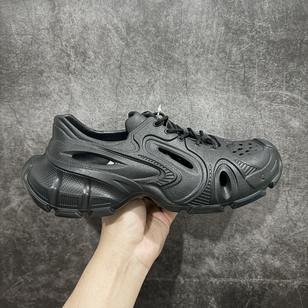 Balenciaga AW22 HD Sneaker 巴黎世家秋冬走秀新款洞洞鞋  尺码：36-45 编码：LDS180200-鞋库