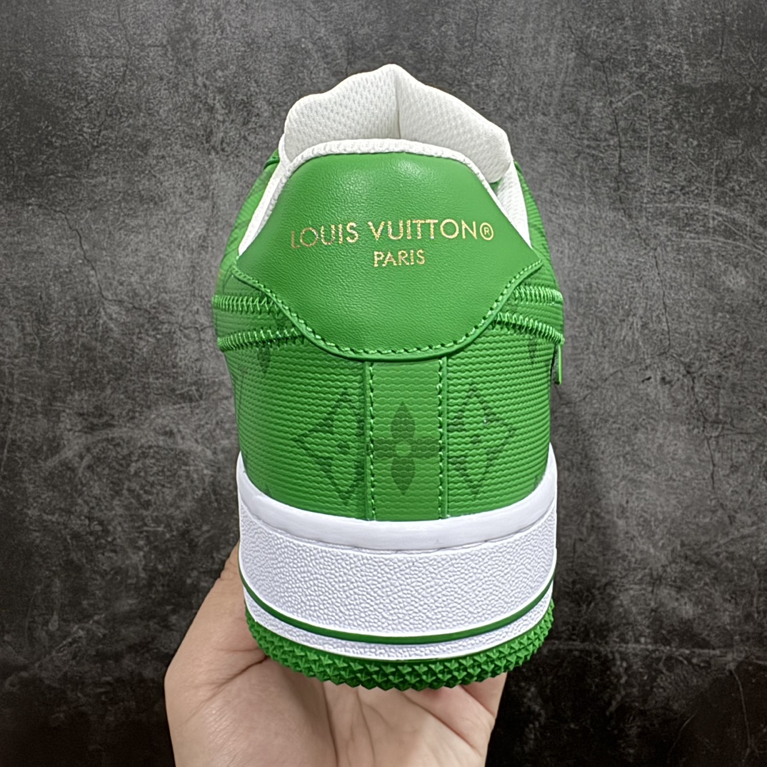 图片[4]-【莞产版本】LV x Air Force 1空军白绿n正确细节 懂货的来n正确的钩子大小 （市面版本过小）n正确老花 压花比例以及各位置正确的对位！n正确鞋舌长度及厚度（市面要么过短要么过长过薄）n正确鞋带孔8个（女鞋为7个）n正确鞋头冲孔数量（除最外排固定2个 其余没排女码比男码少1个）n目前此版本 尺码:36-45 编码：HH500550-鞋库