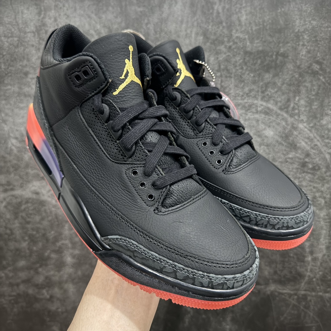 【纯原X版】J Balvin x Air Jordan AJ3 联名黑红 彩虹渐变 FN0344-001全套原纸板楦头开发 原厂大底磨具加持立体防滑纹理 原装可视Air Sole气垫 原汁原味最完美的三代版型 唯一正确鞋头趴度弧度高度鞋身腰线 原厂TPU彩虹扎染后跟饰片 正确内里反口里网布 皮料菱角分明不变形无多余毛边 广东原厂zp同批次手工大底描漆拉丝 市场唯一原厂鞋扣模具 原厂织唛标 原厂飞人电绣工艺 尾指中部跳三针 独家绑鞋带手法 印刷中底布 四线拉帮 米色美纹纸贴合固定 进口港宝加持 后跟自然饱满 全鞋荧光划线卡点 追求极致完美 每一双都是工艺品 多重QC质检 超越公司货的品控标准 实实在在的免检产品  尺码：40 40.5 41 42 42.5 43 44 44.5 45 46 47.5  编码：X10450480-鞋库