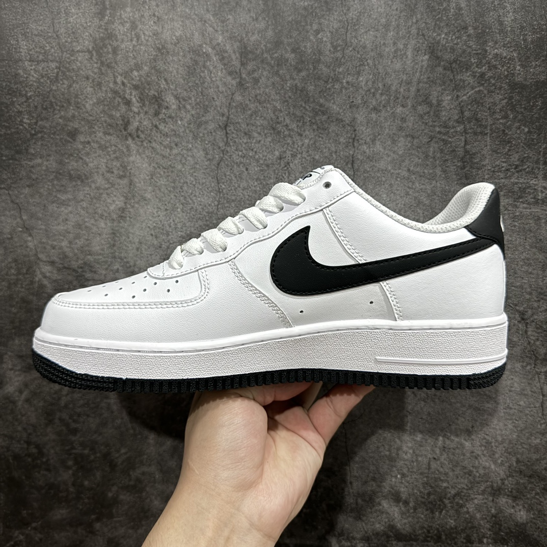 图片[2]-【3A版本】Nike Air Force 1 “白黑勾” 空军一号低帮运动休闲板鞋 官方同步 原装级别 原楦头原纸板 打造纯正空军版型#专注外贸渠道 全掌内置蜂窝气垫 原盒配件 原厂中底钢印、拉帮完美货号：FQ4296-101 尺码：36 36.5 37.5 38 38.5 39 40 40.5 41 42 42.5 43 44 44.5 45 编码：LF250260-莆田鞋批发中心