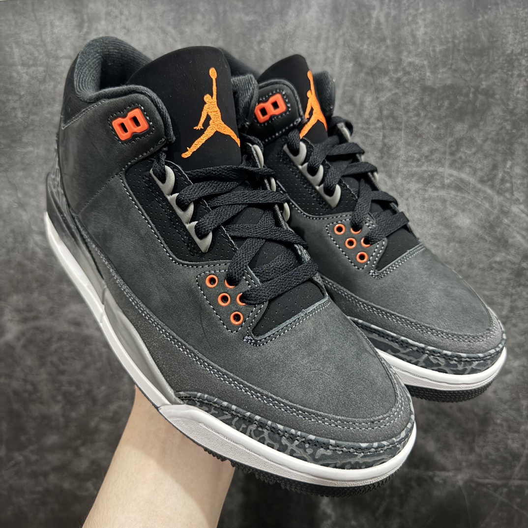 【巅峰版】Air Jordan AJ3 Retro 恐惧 CT8532-080 全套原纸板楦头开发 原厂大底磨具加持立体防滑纹理 原装可视Air Sole气垫 原汁原味最完美的三代版型 唯一正确鞋头趴度弧度高度鞋身腰线 原厂TPU彩虹扎染后跟饰片 正确内里反口里网布 皮料菱角分明不变形无多余毛边 广东原厂zp同批次手工大底描漆拉丝 市场唯一原厂鞋扣模具 原厂织唛标 原厂飞人电绣工艺 尾指中部跳三针 独家绑鞋带手法 印刷中底布 四线拉帮 米色美纹纸贴合固定 进口港宝加持 后跟自然饱满 全鞋荧光划线卡点 追求极致完美 每一双都是工艺品 多重QC质检 超越公司货的品控标准 实实在在的免检产品  尺码：40 40.5 41 42 42.5 43 44 44.5 45 46 47.5 48.5 编码：T1440470-鞋库