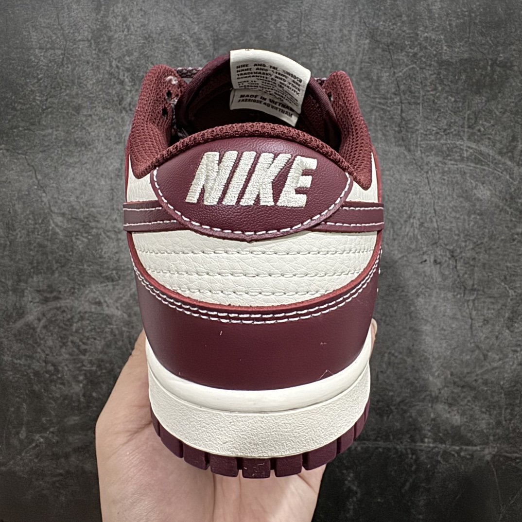 图片[4]-【定制版】Nk SB Dunk Low 联名 周年高端定制 低帮休闲板鞋货号：BB9898-001n定制鞋盒 大厂纯原品质出货 超高清洁度 皮料切割干净无任何毛边 细节完美  尺码：36 36.5 37.5 38 38.5 39 40 40.5 41 42 42.5 43 44 44.5 45 编码：HXS320340-鞋库