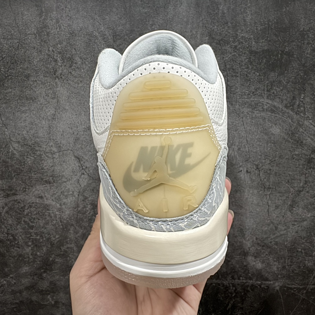 图片[4]-【渠道L版】Air Jordan AJ3 Craft \”Ivory\” 象牙白 货号：FJ9479-100n目前市场最推荐的产品 市场唯一正确批次 亲自操刀耗时半年巨作 超合理的单价 拒绝高利润 全套原纸板楦头开发 原厂大底磨具加持立体防滑纹理 原装可视Air Sole气垫 原汁原味最完美的三代版型 唯一正确鞋头趴度弧度高度鞋身腰线 原厂TPU氧化后跟饰片 正确内里反口里网布 皮料菱角分明不变形无多余毛边 正确手工大底描漆拉丝 市场唯一原厂鞋扣模具 原厂织唛标 原厂飞人电绣工艺 尾指中部跳三针 独家绑鞋带手法 印刷中底布 四线拉帮 米色美纹纸贴合固定 进口港宝加持 后跟自然饱满 全鞋荧光划线卡点 追求极致完美 每一双都是工艺品 多重QC质检 超越公司货的品控标准 实实在在的免检产品  尺码：40 40.5 41 42 42.5 43 44 44.5 45 46 47.5 48.5 编码：JJ400420-鞋库