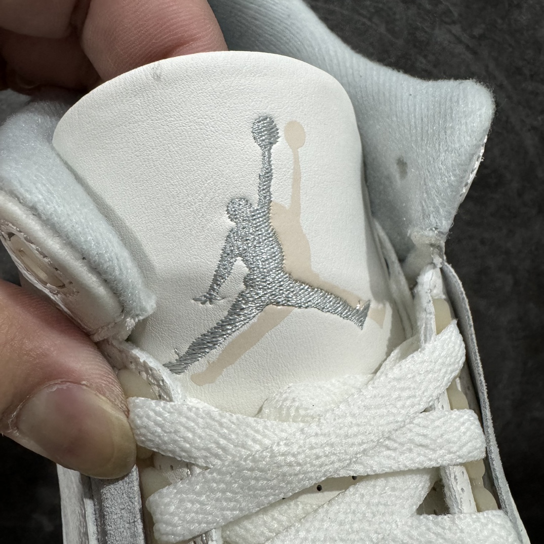 图片[6]-【渠道L版】Air Jordan AJ3 Craft \”Ivory\” 象牙白 货号：FJ9479-100n目前市场最推荐的产品 市场唯一正确批次 亲自操刀耗时半年巨作 超合理的单价 拒绝高利润 全套原纸板楦头开发 原厂大底磨具加持立体防滑纹理 原装可视Air Sole气垫 原汁原味最完美的三代版型 唯一正确鞋头趴度弧度高度鞋身腰线 原厂TPU氧化后跟饰片 正确内里反口里网布 皮料菱角分明不变形无多余毛边 正确手工大底描漆拉丝 市场唯一原厂鞋扣模具 原厂织唛标 原厂飞人电绣工艺 尾指中部跳三针 独家绑鞋带手法 印刷中底布 四线拉帮 米色美纹纸贴合固定 进口港宝加持 后跟自然饱满 全鞋荧光划线卡点 追求极致完美 每一双都是工艺品 多重QC质检 超越公司货的品控标准 实实在在的免检产品  尺码：40 40.5 41 42 42.5 43 44 44.5 45 46 47.5 48.5 编码：JJ400420-鞋库