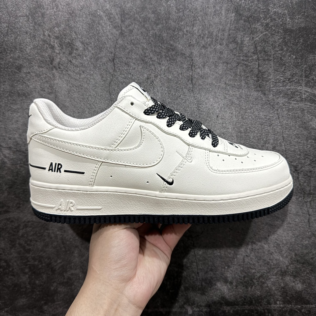 【公司级】Nk Air Force 1\’07 Low 耐克三勾 米黑满天星 空军一号低帮休闲板鞋 CJ1379-602n3M反光 头成皮料 定制鞋盒 原楦原纸板 纯正版型 清洁度完美 内置全掌气垫 尺码：36 36.5 37.5 38 38.5 39 40 40.5 41 42 42.5 43 44 44.5 45  编码：HXS290300-鞋库