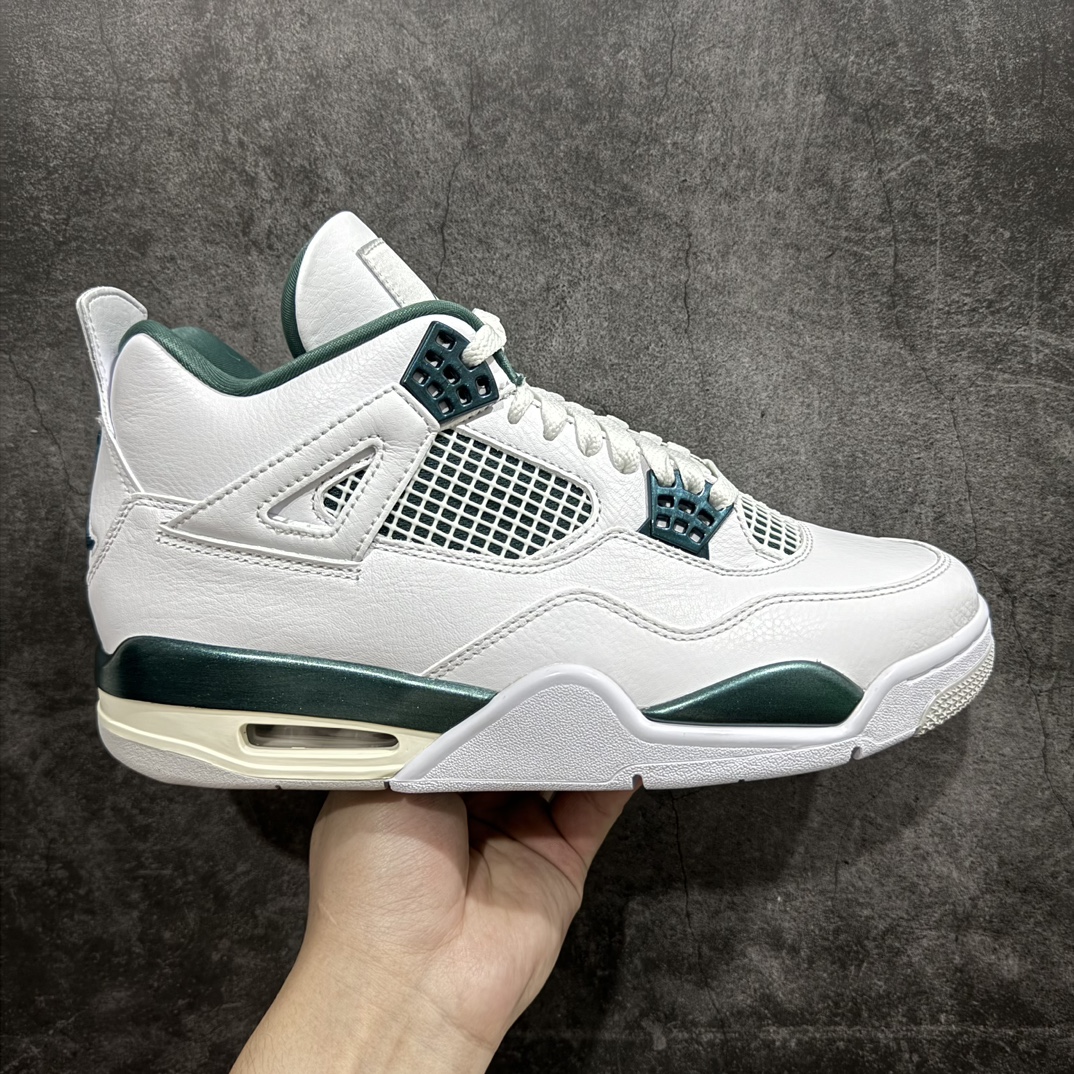 【GX/美版绿x】Air Jordan AJ4 Retro 氧化白绿 FQ8138-103n圈内最强四代 独家外贸特供尺码含 45.5 49.5 50.5耗时半年巨作 全套原纸板楦头开发 原厂特供皮料加持 确保原汁原味 完美呈现四代版型 一比一鞋头弧度高度鞋身弧度 数据细节工艺流程均保持原鞋一致 原厂TPU网格鞋带扣 正确内里网布 菱角分明不变形无多余毛边 柔软性质感一致于原鞋 市场唯一原厂鞋扣模具 背面可见隐藏注塑口 原厂织唛标 原厂飞人电绣工艺 尾指中部跳三针 独家绑鞋带手法 印刷中底布 四线拉帮 米色美纹纸贴合固定 进口港宝加持 后跟自然饱满 全鞋荧光划线卡点 追求极致完美 每一双都是工艺品 多重QC质检 超越公司货的品控标准 实实在在的免检产品  尺码：40 40.5 41 42 42.5 43 44 44.5 45 45.5 46 47.5 48.5 49.5 50.5 编码：T1520540n-鞋库