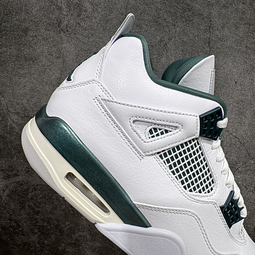 图片[7]-【GX/美版绿x】Air Jordan AJ4 Retro 氧化白绿 FQ8138-103n圈内最强四代 独家外贸特供尺码含 45.5 49.5 50.5耗时半年巨作 全套原纸板楦头开发 原厂特供皮料加持 确保原汁原味 完美呈现四代版型 一比一鞋头弧度高度鞋身弧度 数据细节工艺流程均保持原鞋一致 原厂TPU网格鞋带扣 正确内里网布 菱角分明不变形无多余毛边 柔软性质感一致于原鞋 市场唯一原厂鞋扣模具 背面可见隐藏注塑口 原厂织唛标 原厂飞人电绣工艺 尾指中部跳三针 独家绑鞋带手法 印刷中底布 四线拉帮 米色美纹纸贴合固定 进口港宝加持 后跟自然饱满 全鞋荧光划线卡点 追求极致完美 每一双都是工艺品 多重QC质检 超越公司货的品控标准 实实在在的免检产品  尺码：40 40.5 41 42 42.5 43 44 44.5 45 45.5 46 47.5 48.5 49.5 50.5 编码：T1520540n-莆田鞋批发中心