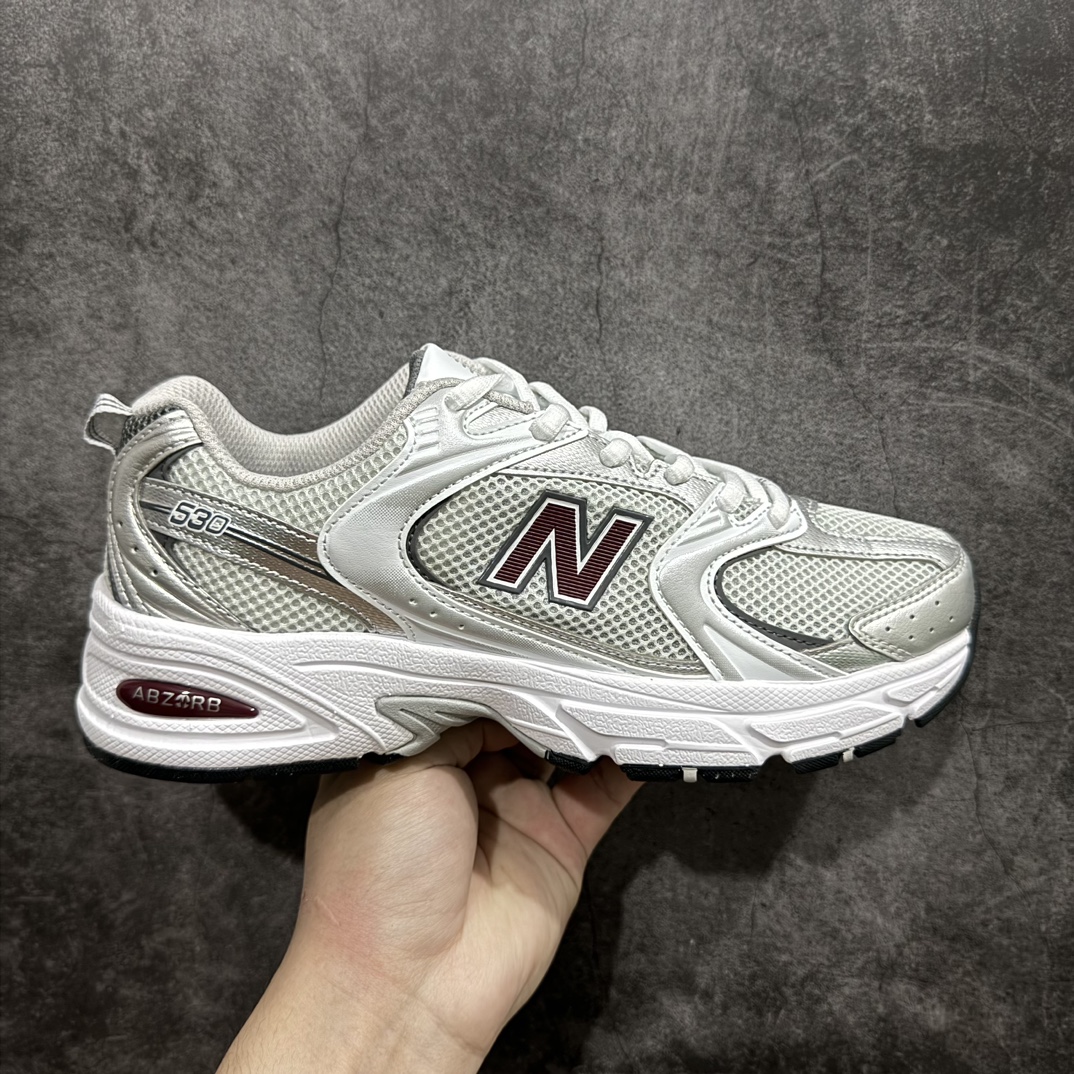 【DT版本】新百伦NB New Balance MR530 白浅绿色MR530GS 全套原楦原纸板原厂数据开发 原厂网纱 原装进口皮料正确卡色 正确中底拉帮中底网布细节 冲裁组合 匠心打造 耗时两个月开发完成 工艺极其复杂难度可想而知 新开独立私模大底 全网唯一正确做旧组合大底 高端零售专供产物  尺码：36 37 37.5 38 38.5 39.5 40 40.5 41.5 42 42.5 43 44 44.5 编码：DT240250-鞋库