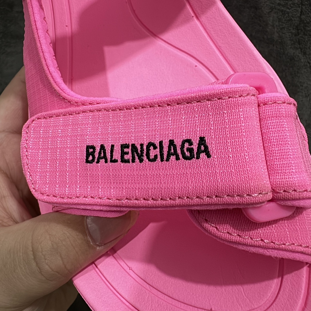 BalenciagaTourist巴黎世家织物露趾魔术贴沙滩凉鞋原纸板楦头开发最原汁原味的灵魂版型全鞋荧