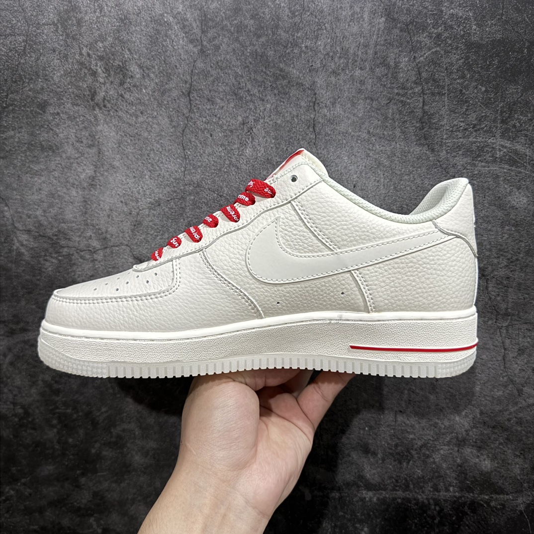 图片[2]-【公司级】Nike Air Force 1 Low 07 x Supreme 白红n原楦头原纸板 打造纯正低帮空军版型 专注外贸渠道 全掌内置蜂窝气垫原盒配件 原厂中底钢印、拉帮完美官方货号：SU0220 001 Size：36 36.5 37.5 38 38.5 39 40 40.5 41 42 42.5 43 44 44.5 45 编码：HXS250260-鞋库