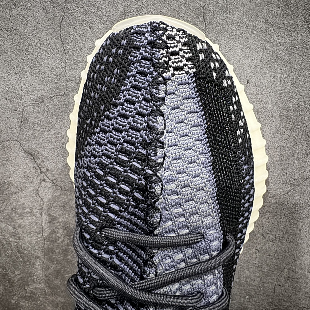 图片[5]-【顶级巴斯夫】Yeezy 350 Boost V2 阿迪达斯椰子350二代 全新黑白奥利奥 FZ5000n整双鞋以编织鞋面打造，视觉上比前一代更具层次感。侧透部分与此前版本不同，采用半透明设计，增强透气性，更加适合夏季的氛围 尺码：36 36.5 37 38 38.5 39 40 40.5 41 42 42.5 43 44 44.5 45 46 47 48 编码：X10280320-鞋库