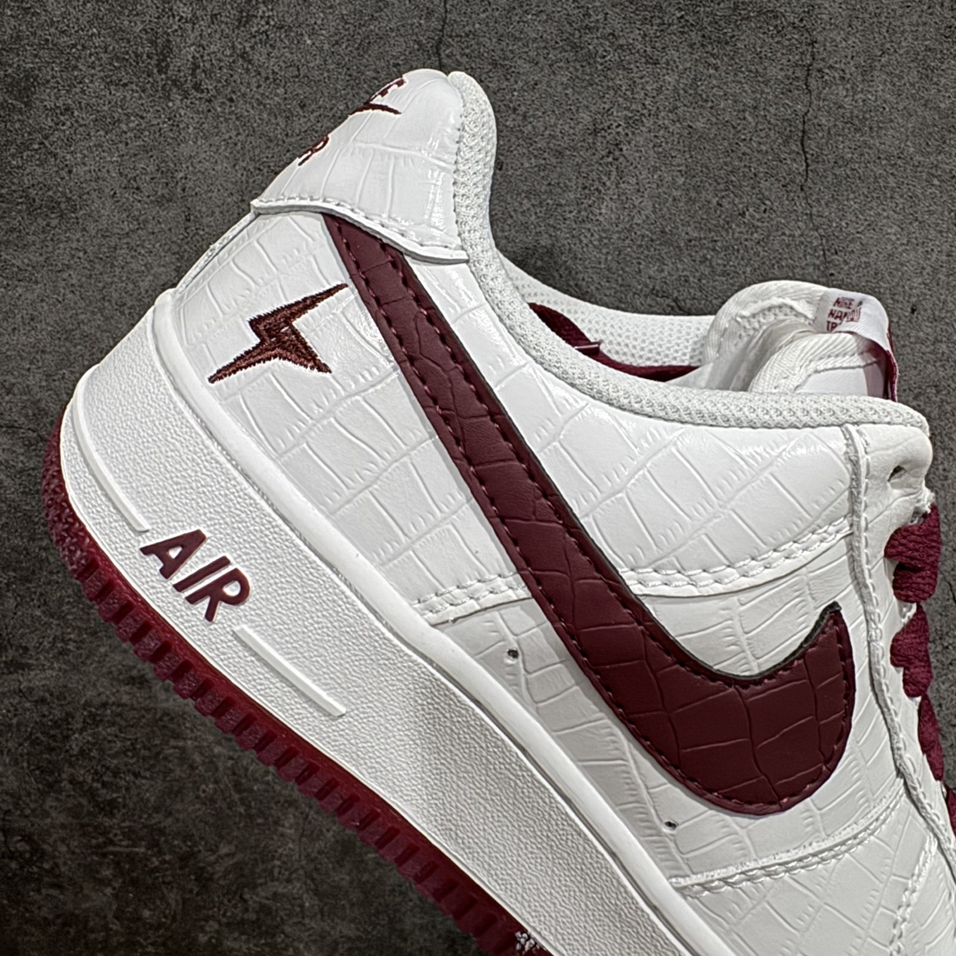 200 Nike Air Force 1 Low 07 白酒红鳄鱼裂纹 DD0614-335