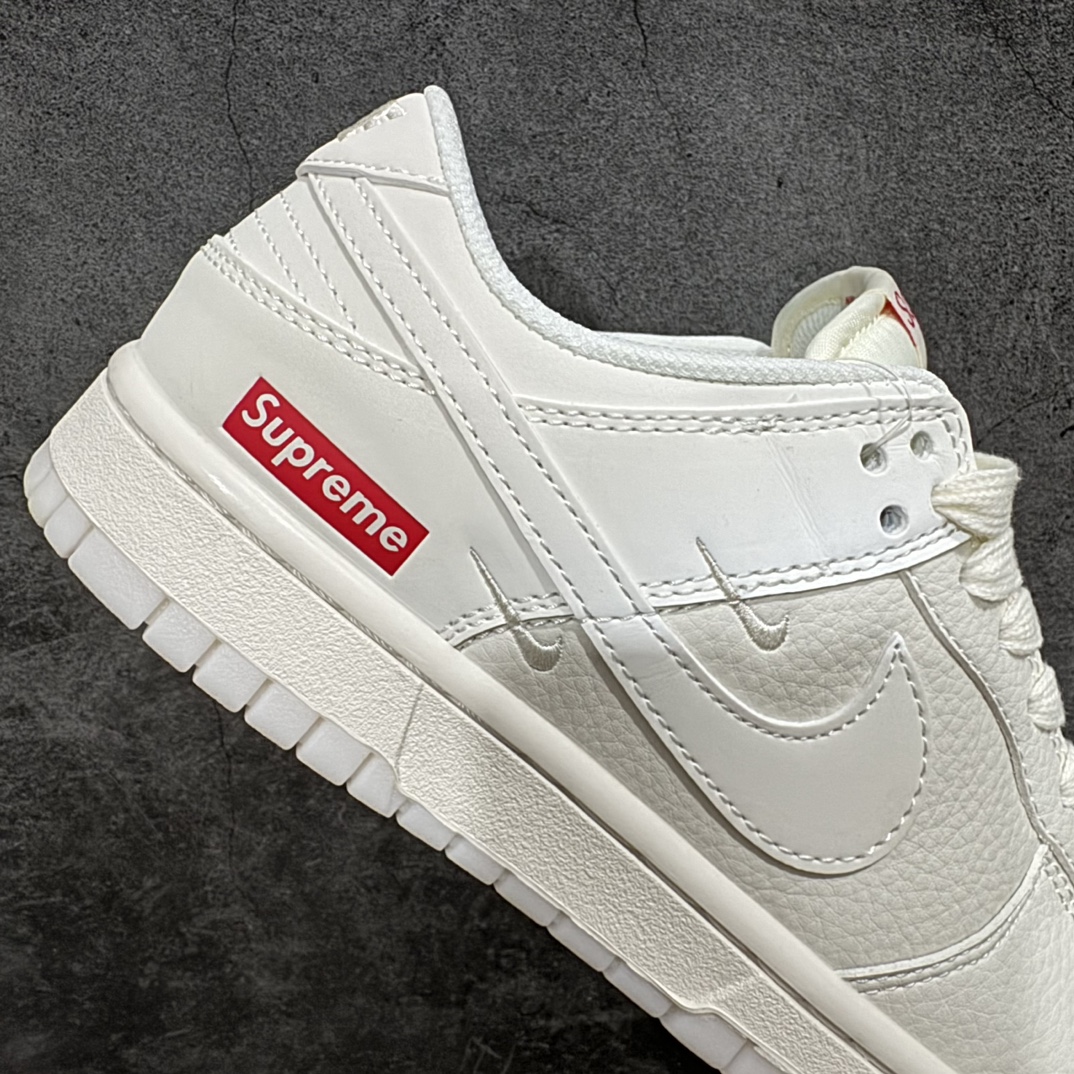 280 【定制版】Nk SB Dunk Low Supreme联名-米白双勾 周年高端定制 低帮休闲板鞋 BB8675-104