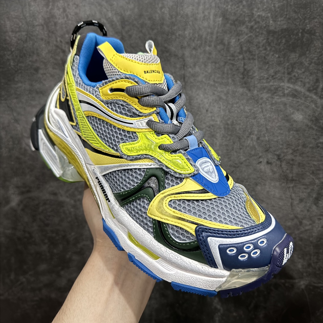 图片[3]-【纯原VG版】BALENCIAGA Runner 2.0 Sneaker 巴黎世家七代慢跑系列低帮复古野跑潮流运动鞋老爹鞋n尼龙和网布材质 磨损效果 鞋头边缘印有尺码 背面浮印尺码 外侧印有跑者徽标 鞋舌刺绣 Balenciaga 品牌标识 鞋跟背面 Balenciaga品牌标识 材质采用65%聚氨酯、35%聚酯纤维 全新 Runner 鞋型轮廓借鉴于 2000 年初的复古线条 搭载大网眼面料制成鞋面基础，由粉色、白色尼龍与橡胶质地覆盖鞋面诠释线条感 当中透过几道手缝线与折损痕更是精准的掌握历经时间淬炼的破旧痕迹 延续其手法至鞋领、鞋跟、鞋带、中底等部分均饰有破损及脏污之貌 尤其是鞋领处与鞋带孔眼条更是采用不规则做旧技术将内容物泡棉随机露出 尺码：35 36 37 38 39 40 41 42 43 44 45 46 编码：DF480520-鞋库